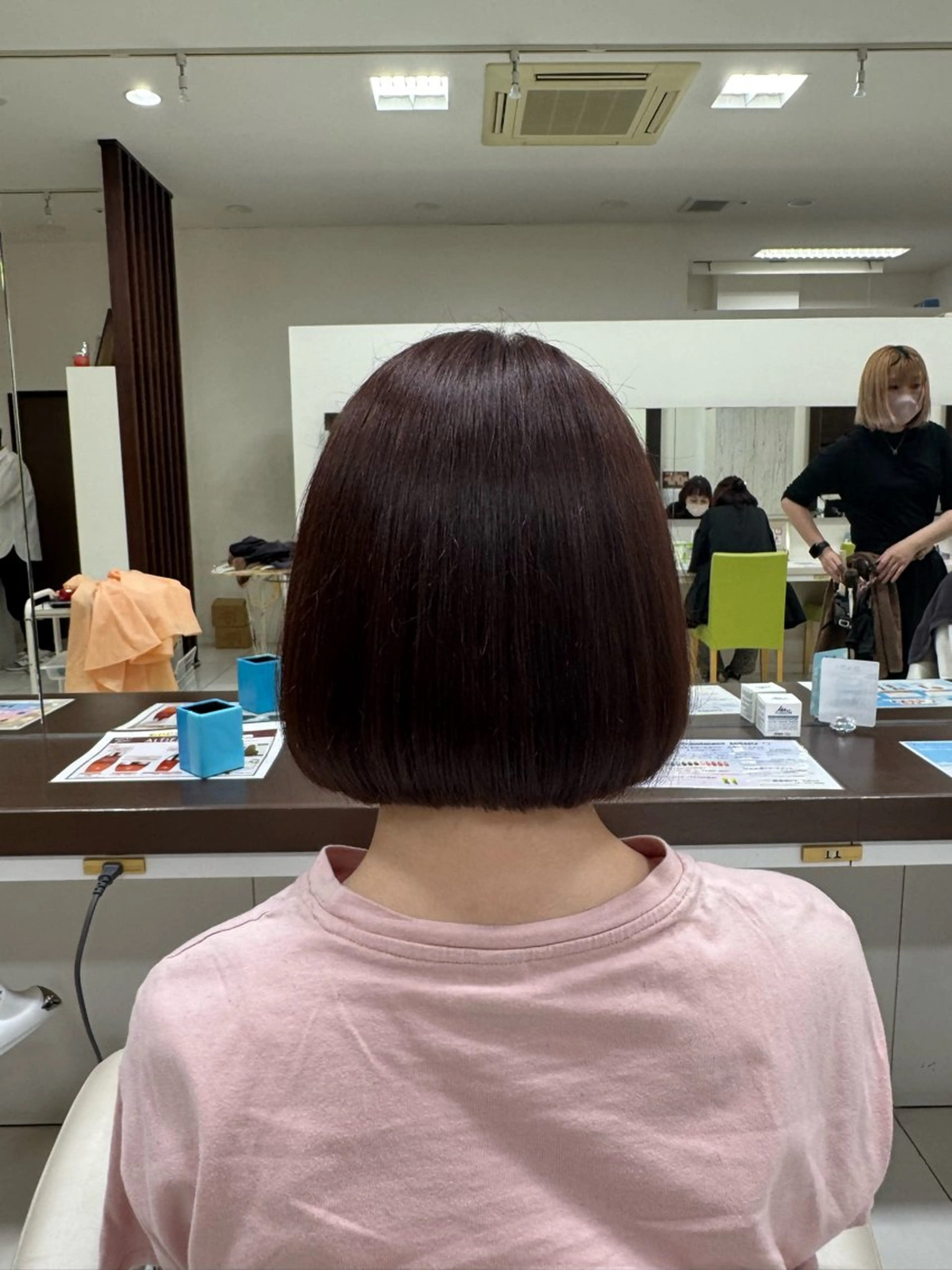 ショート 小達 陽菜のヘアスタイル