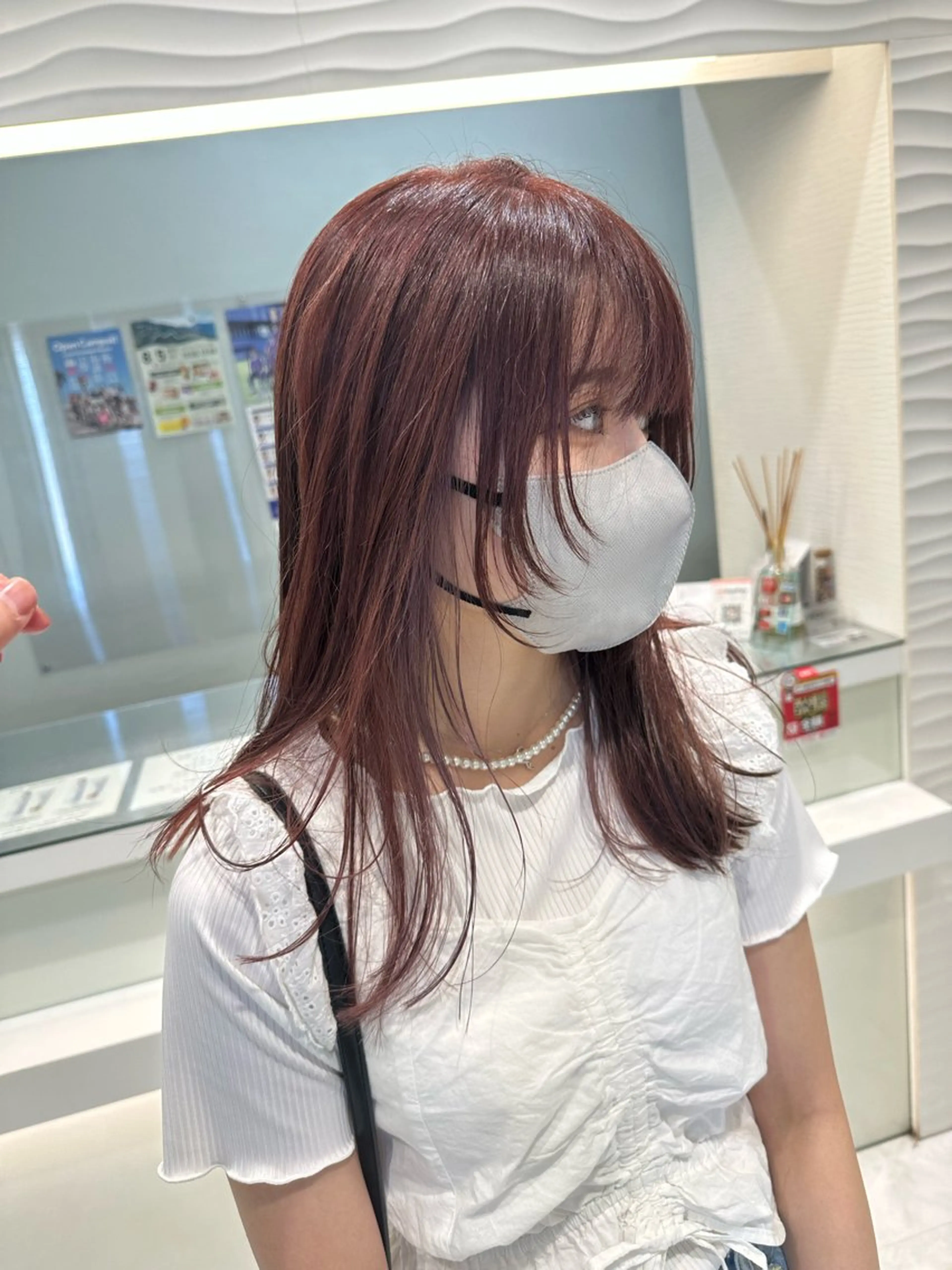 セミロング カラー ヘアカラー トリートメント 中川 茜里のヘアスタイル