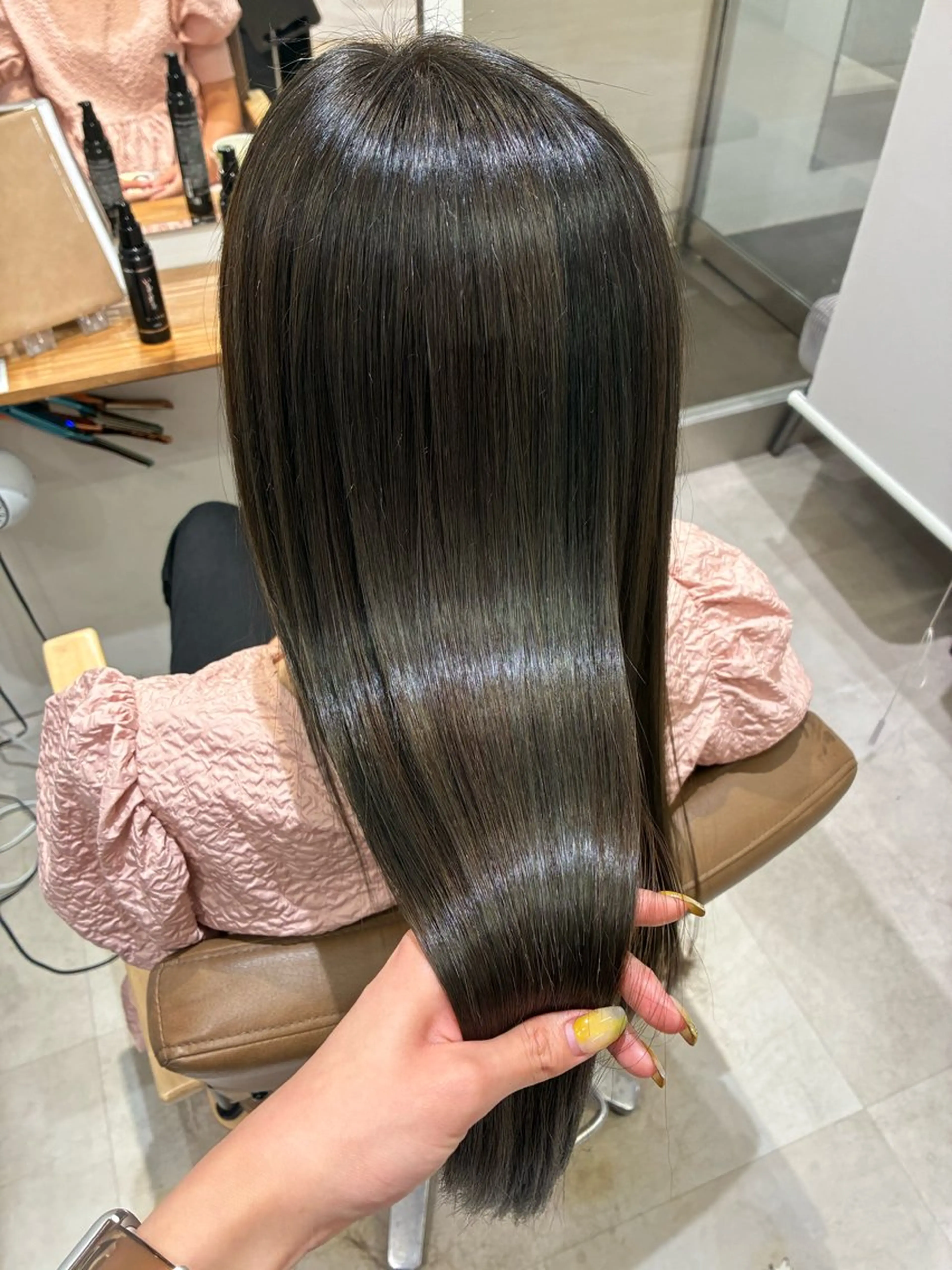 ロング カラー 縮毛矯正 ボブ🎀髪質改善✨ karinaのヘアスタイル