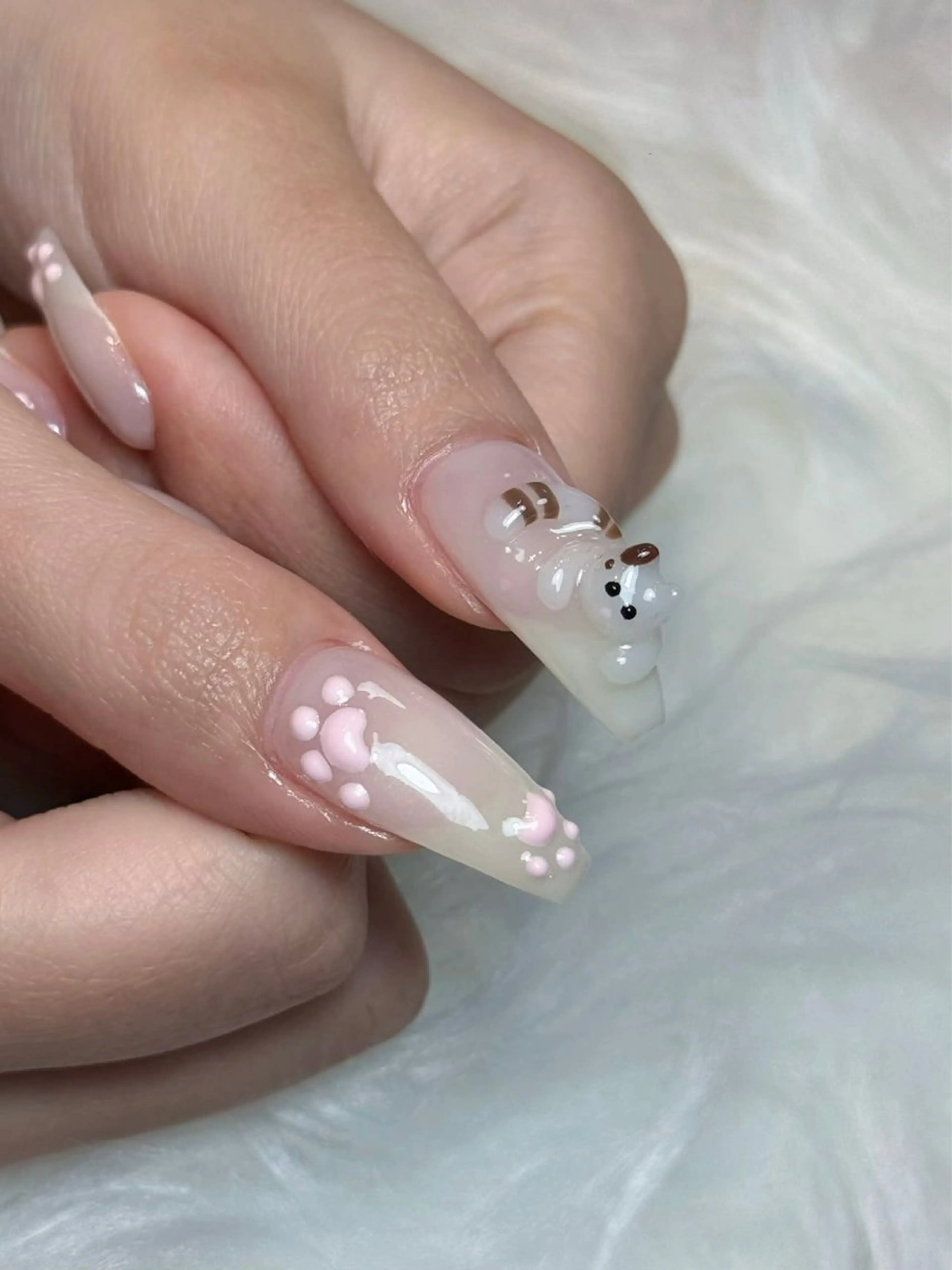 ネイル チークネイル ドット フレンチネイル グラデーション ハート ハンドネイル Julli NailStudioのネイルデザイン