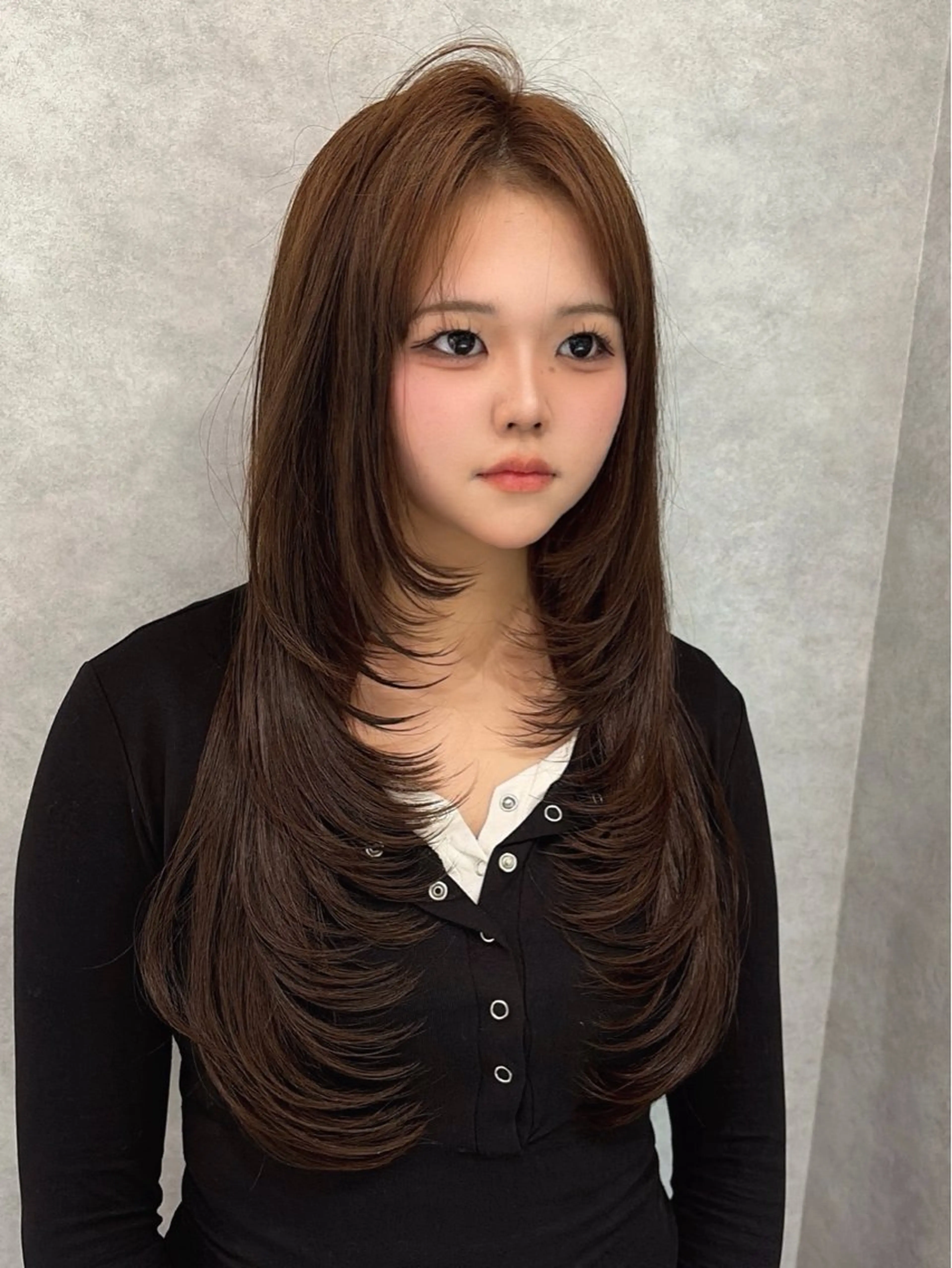 ロング カラー ベージュカラー ブラウンカラー ブラウンベージュ ハイレイヤー レイヤーカット ヘアカラー 🥇KEN /レイヤー/カラーのヘアスタイル