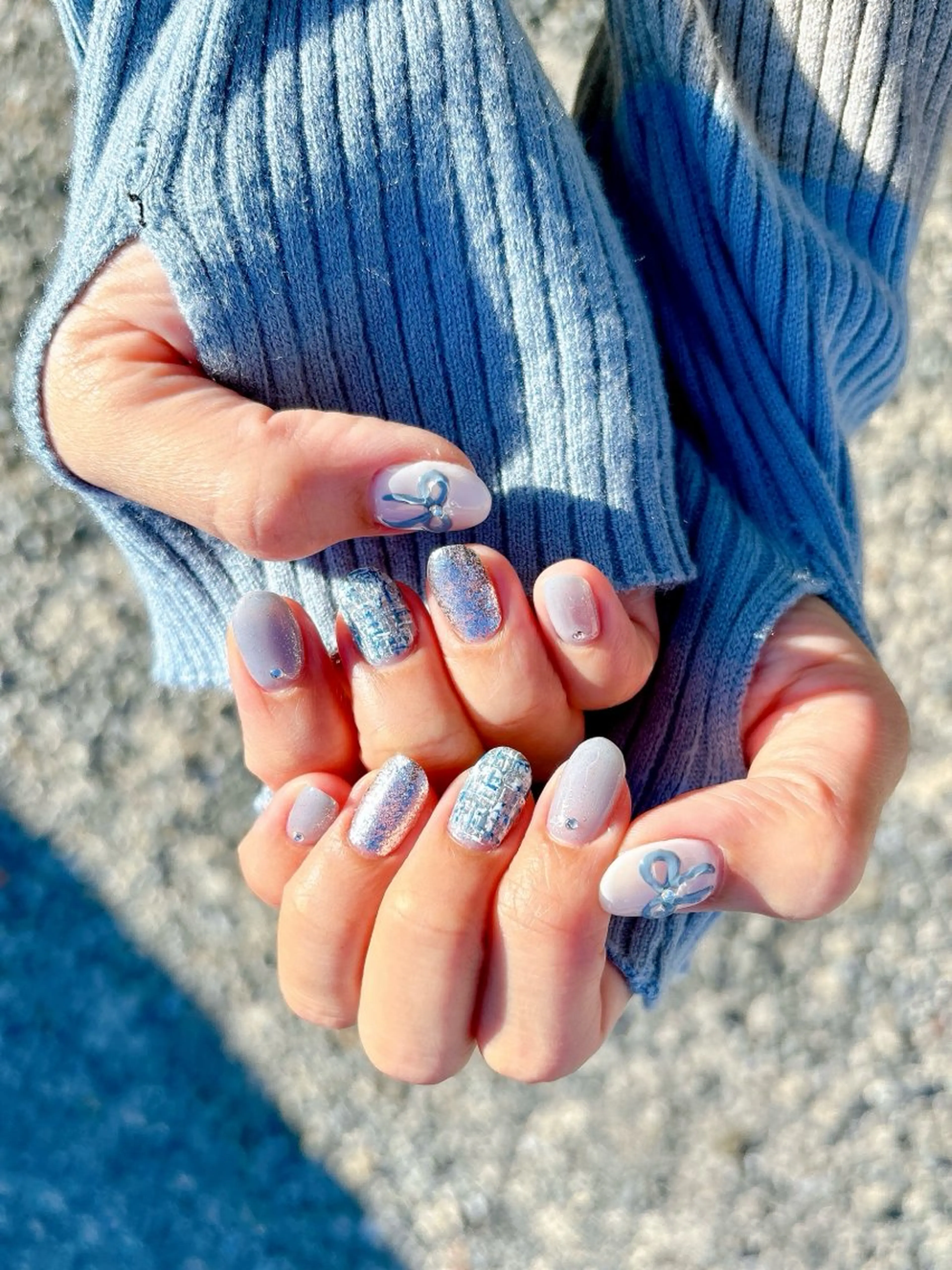 ネイル ブルー リボン ツイードネイル ハンドネイル ハンドケア ジェシー ネイルのネイルデザイン