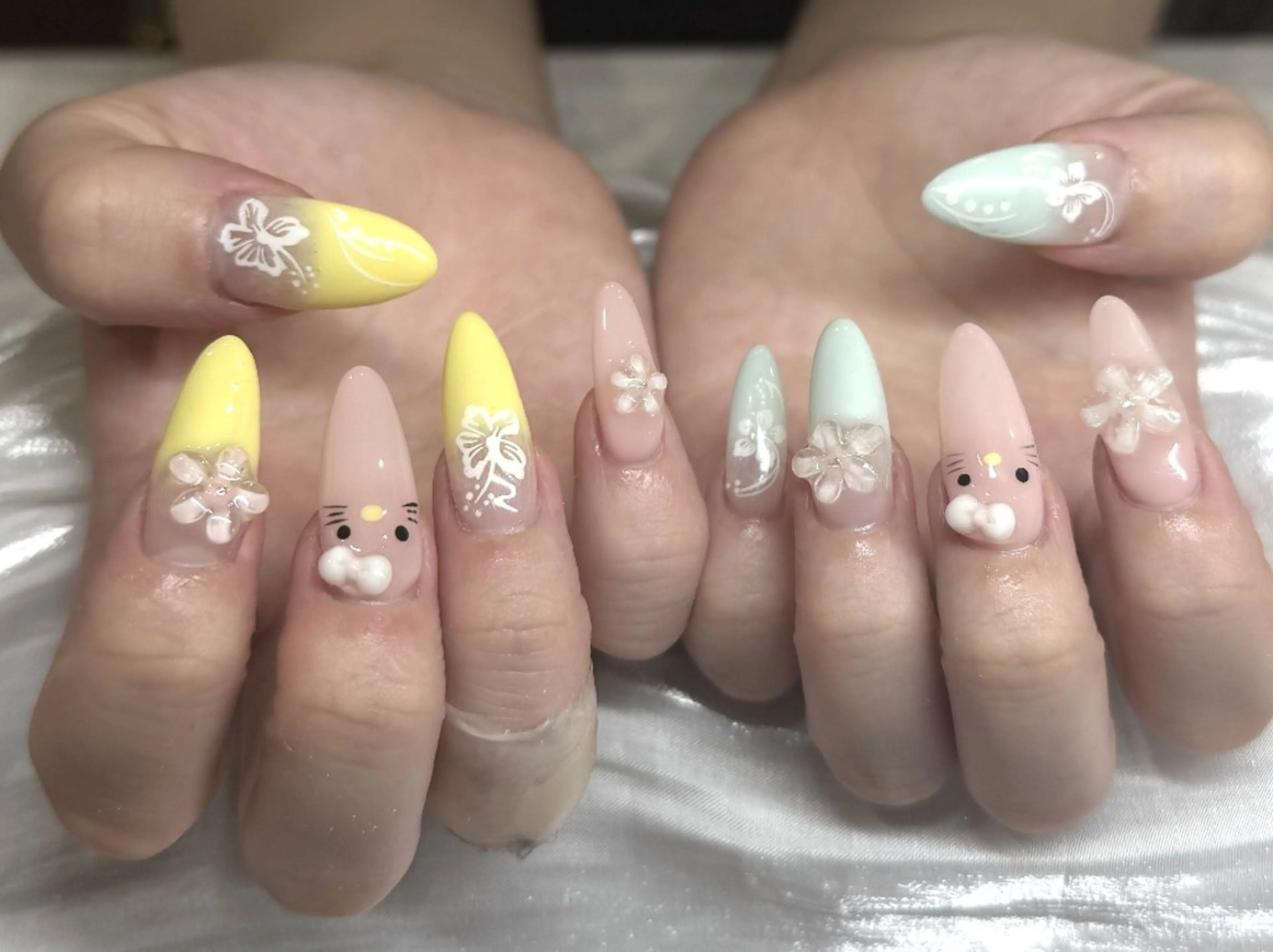 ネイル フットネイル フレンチネイル ジェルネイル ガラスフレンチ 韓国ネイル ハンドネイル ハンドケア 当日予約可能💜 アキラのその他イメージ