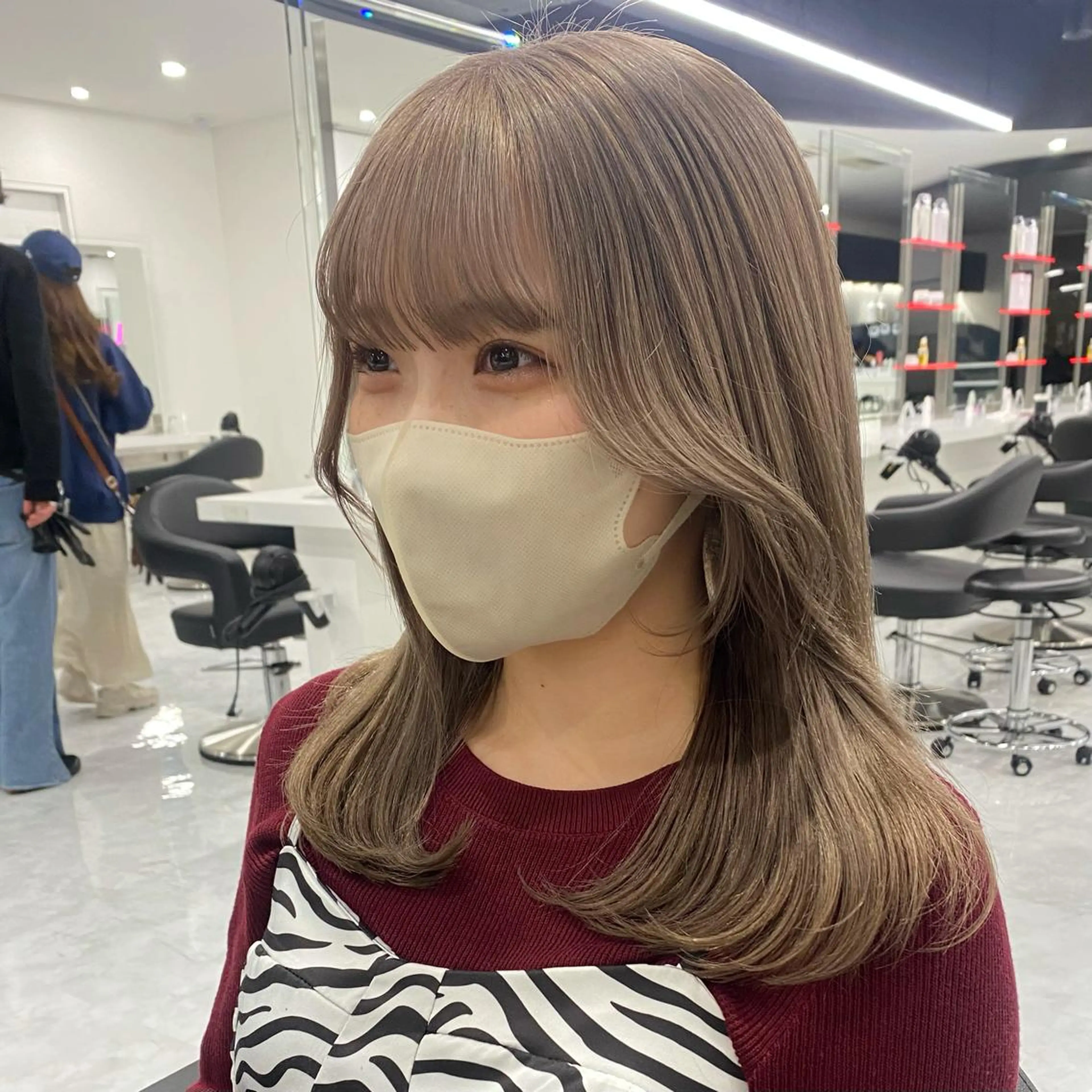 セミロング 🪞韓国🤍大人っぽ 艶髪🤍FRUITSのヘアスタイル