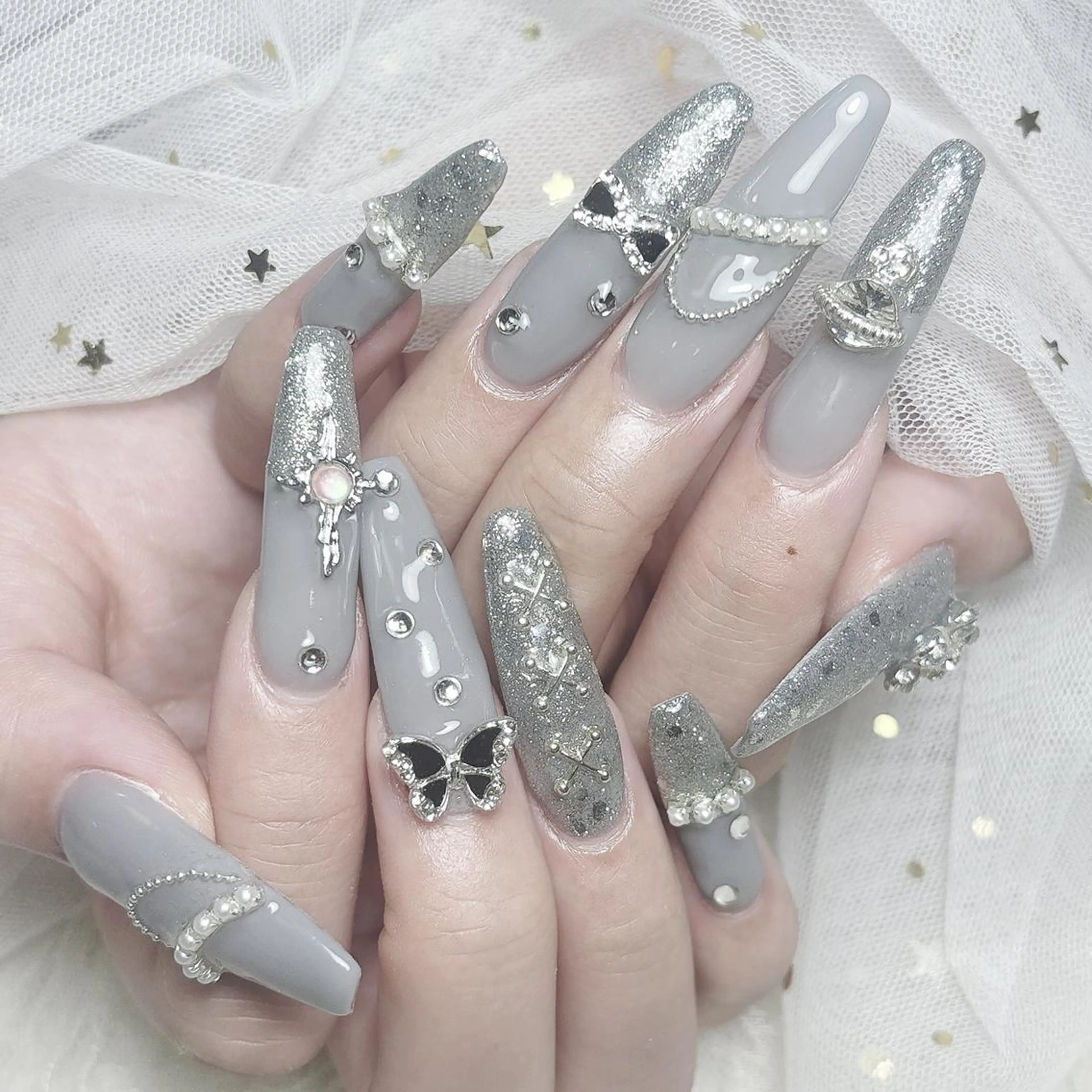 ネイル 🎀ゆうず 𝜗𝜚 ྀིのネイルデザイン