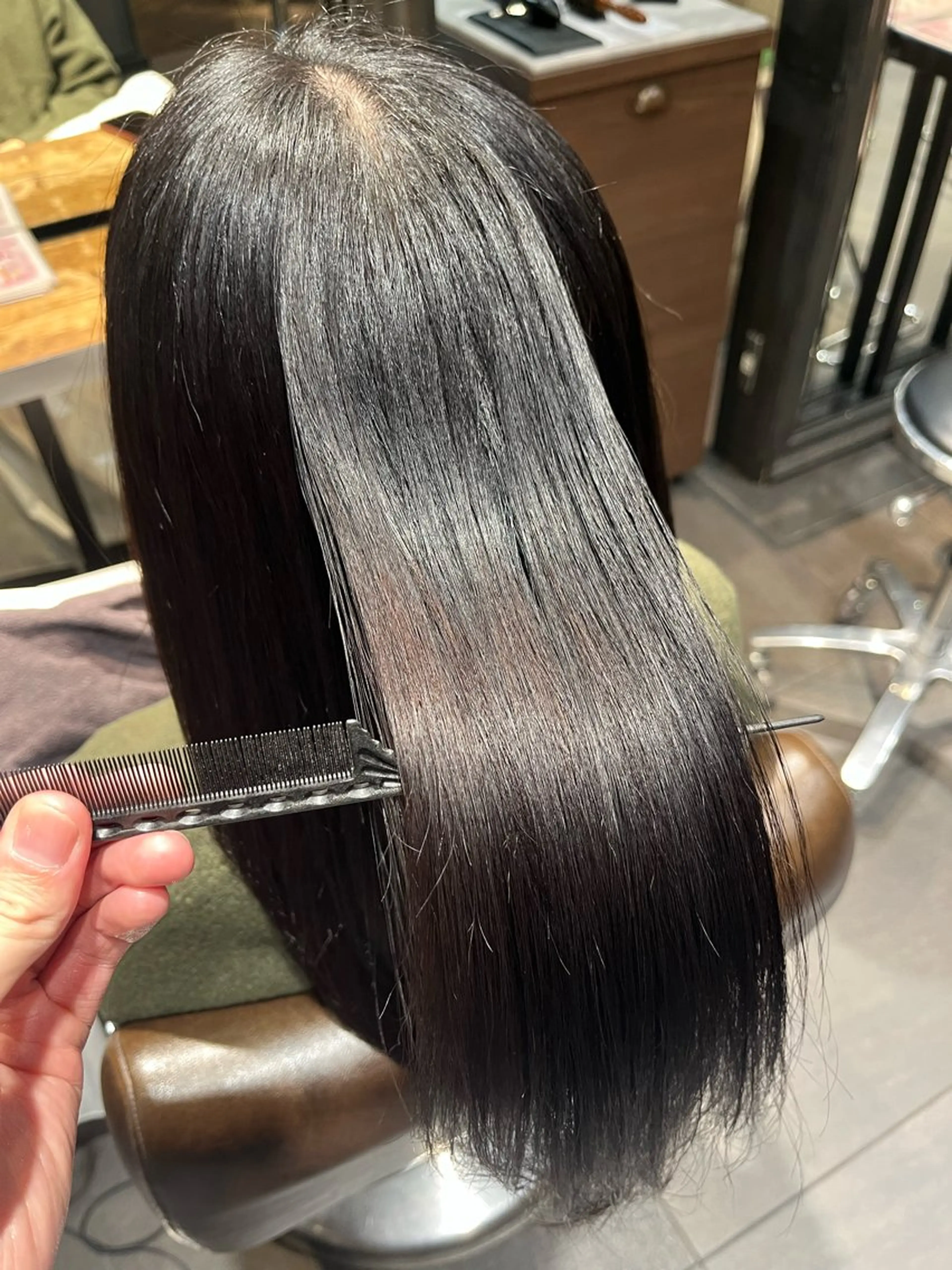 ロング カラー ブラウンカラー 透明感カラー グレージュ トリートメント ヘアカラー トリートメント 艶髪/透明感カラー/ METEO/山田凌大のヘアスタイル