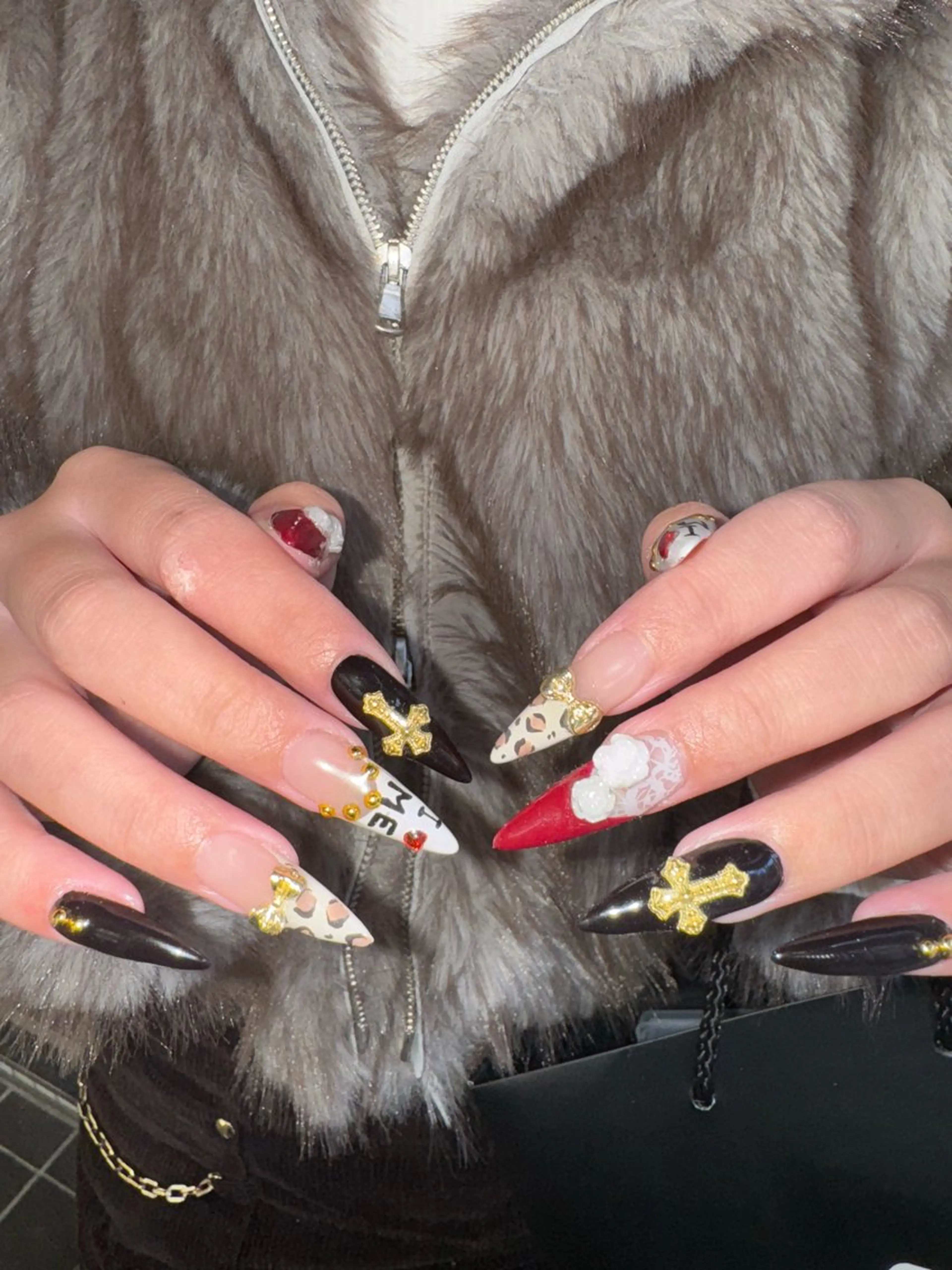 ネイル ハンドネイル フットネイル MITSUKI🪡 海外/個性派/ロングのネイルデザイン