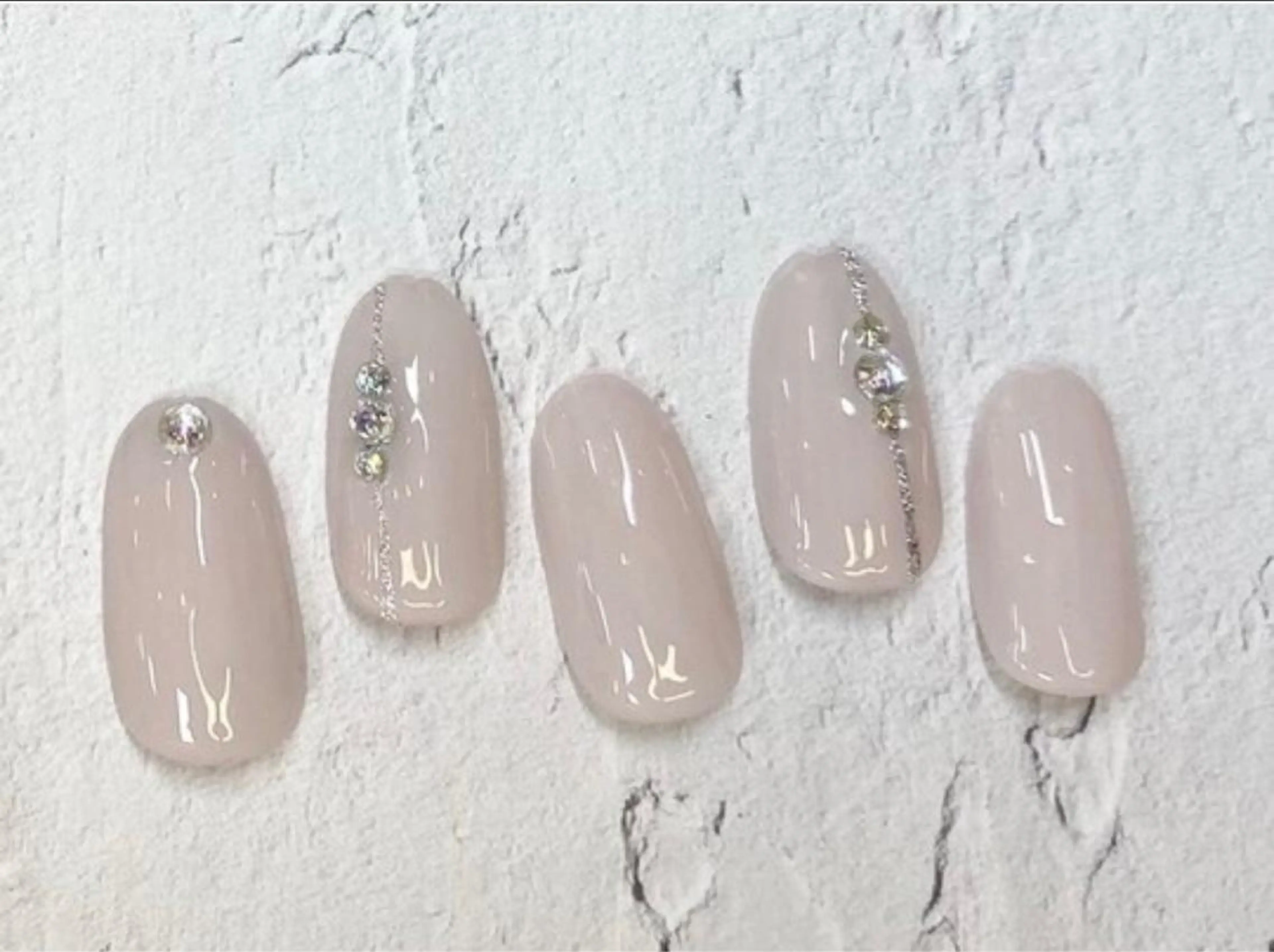 ネイル ハンドネイル ハンドケア UniqueNail 長さだし専門店のネイルデザイン