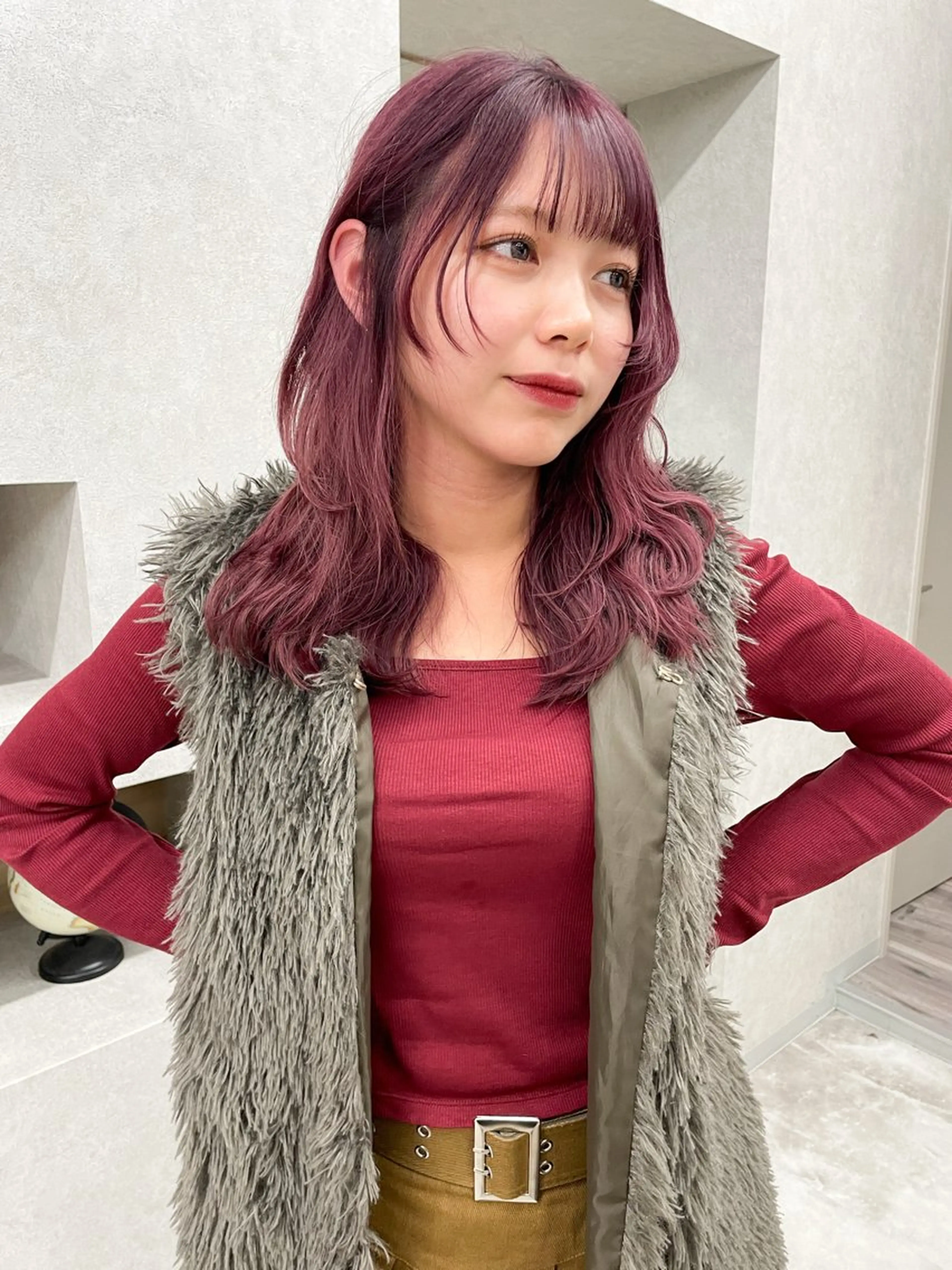 ミディアム カラー ブリーチ ケアブリーチ 透明感カラー レッドカラー レイヤーカット ヘアカラー ブリーチ/ベージュ 💕/momoaのヘアスタイル