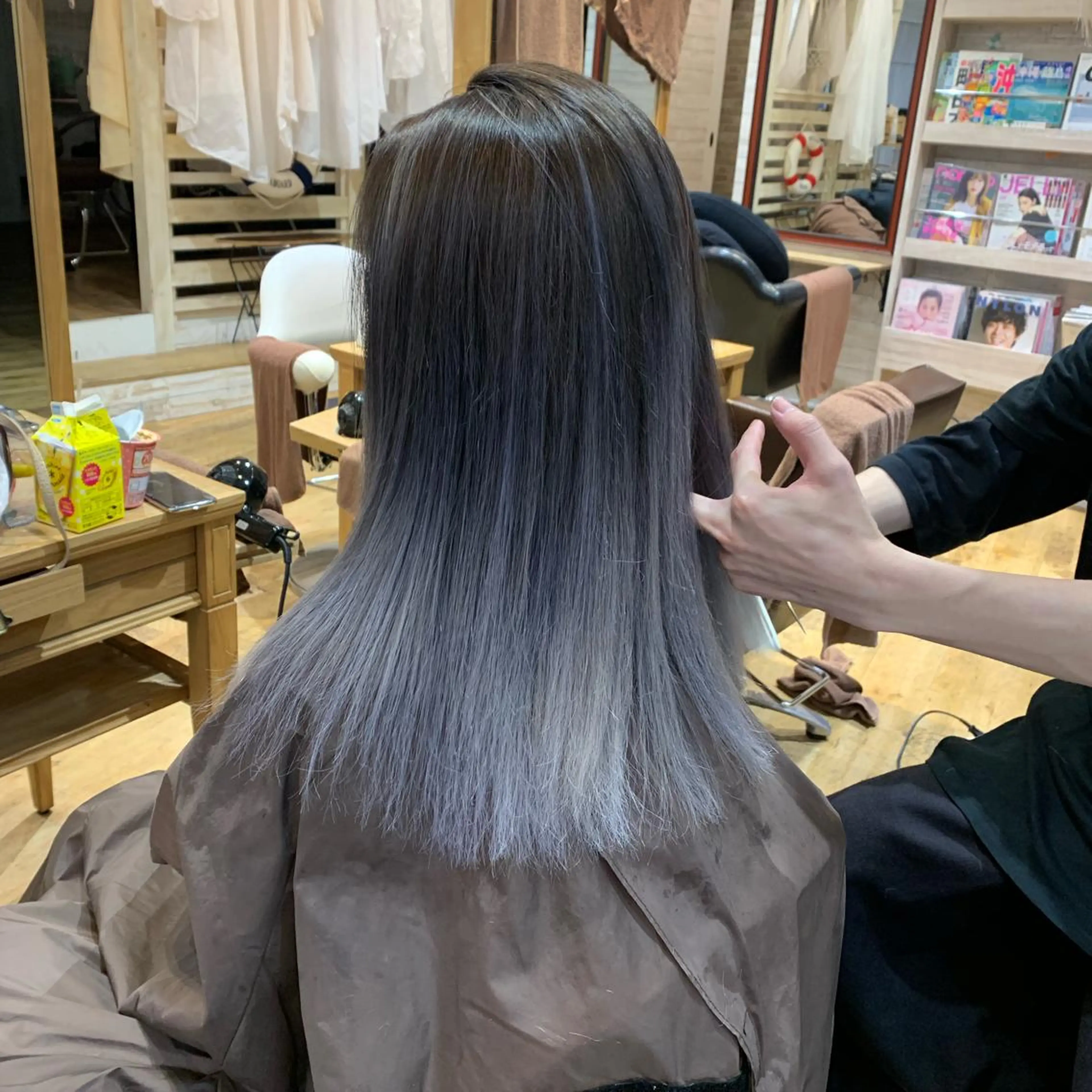 カラー GOTODAYシェアサロン所属・天野 利咲のヘアスタイル