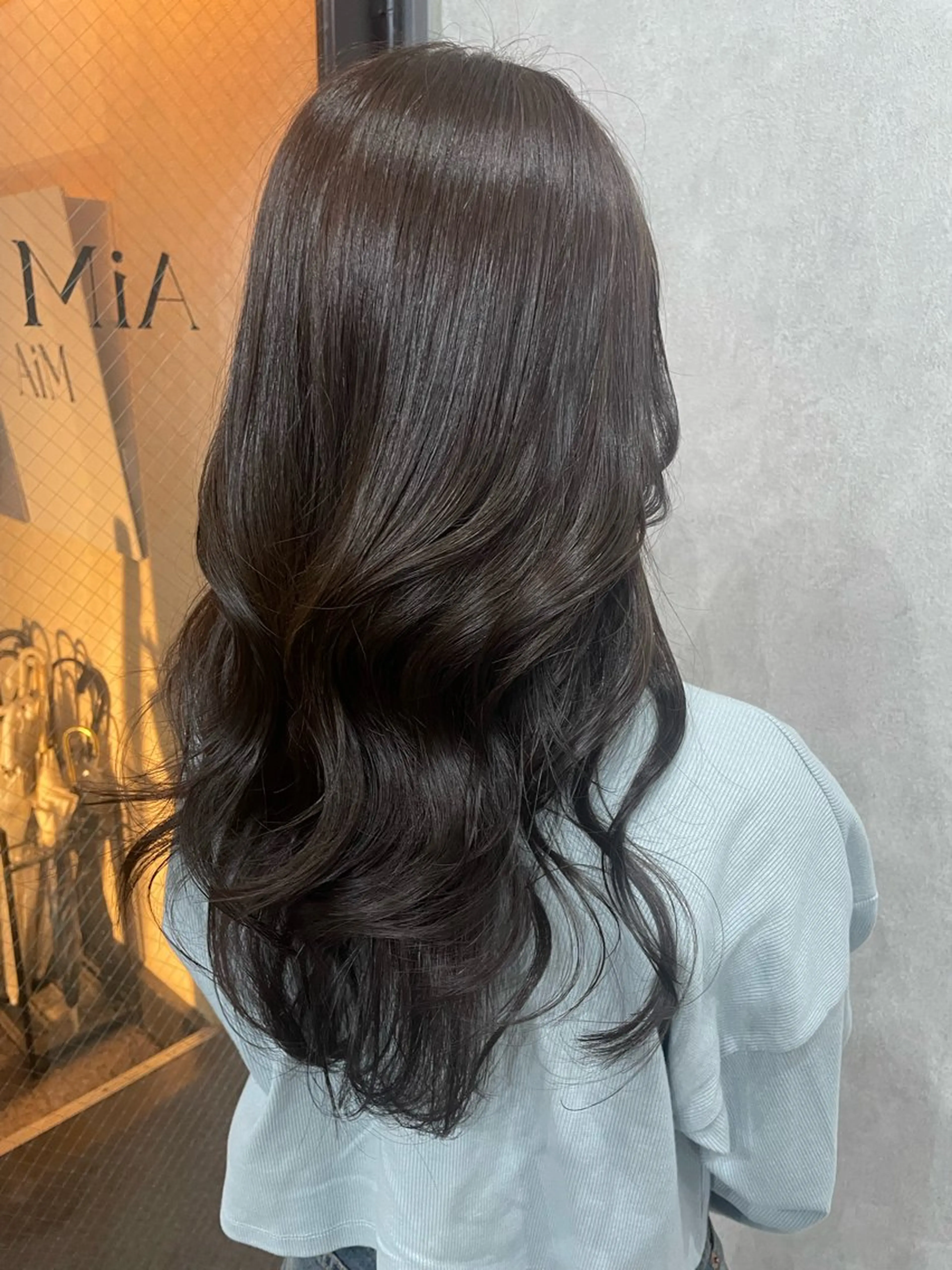 ロング カラー レイヤーカット AIRI layer cut hairのヘアスタイル