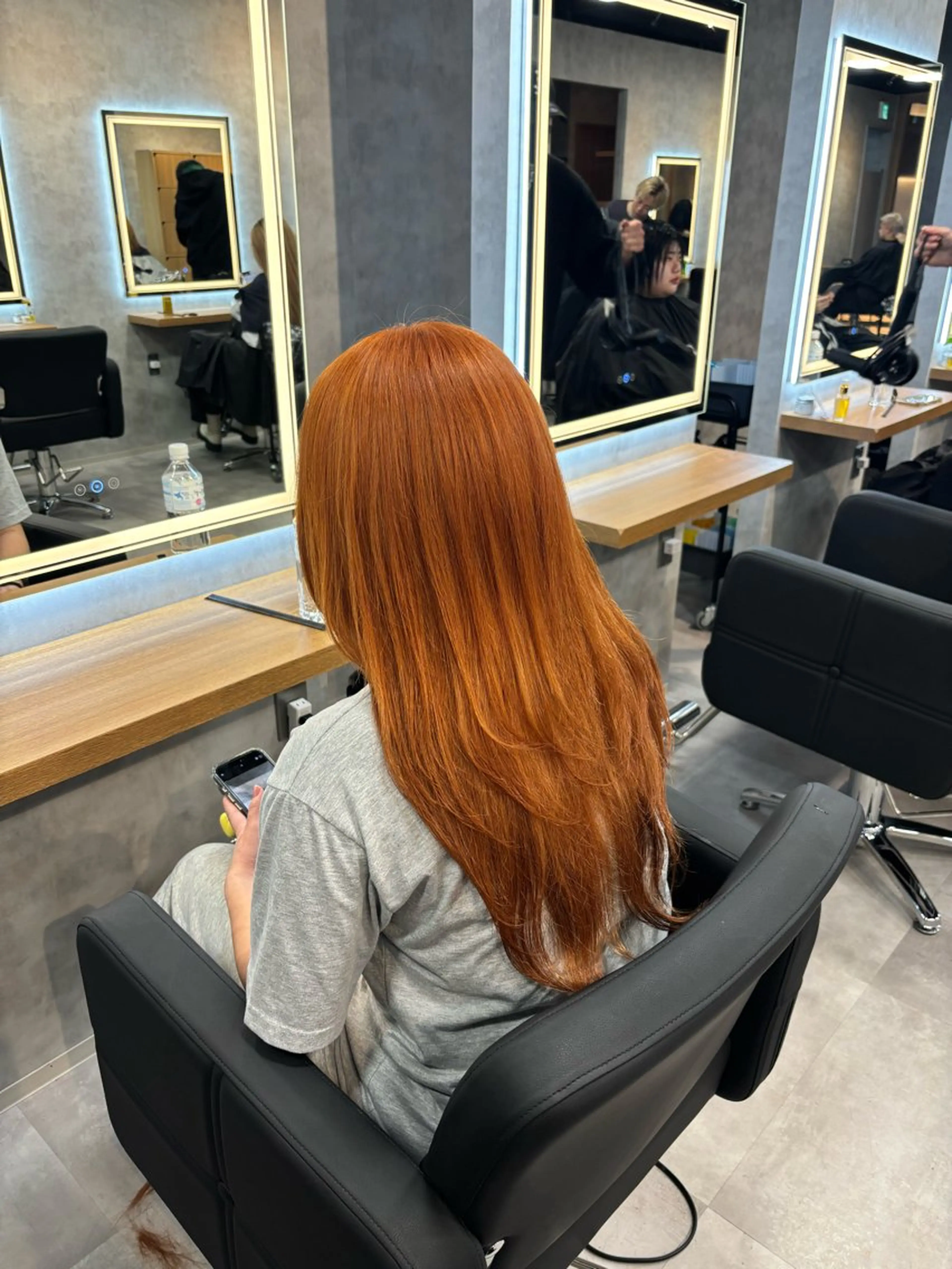 ロング カラー パーマ ヘアアレンジ 透明感ブリーチカラー 🌈TOMOHIROのヘアスタイル