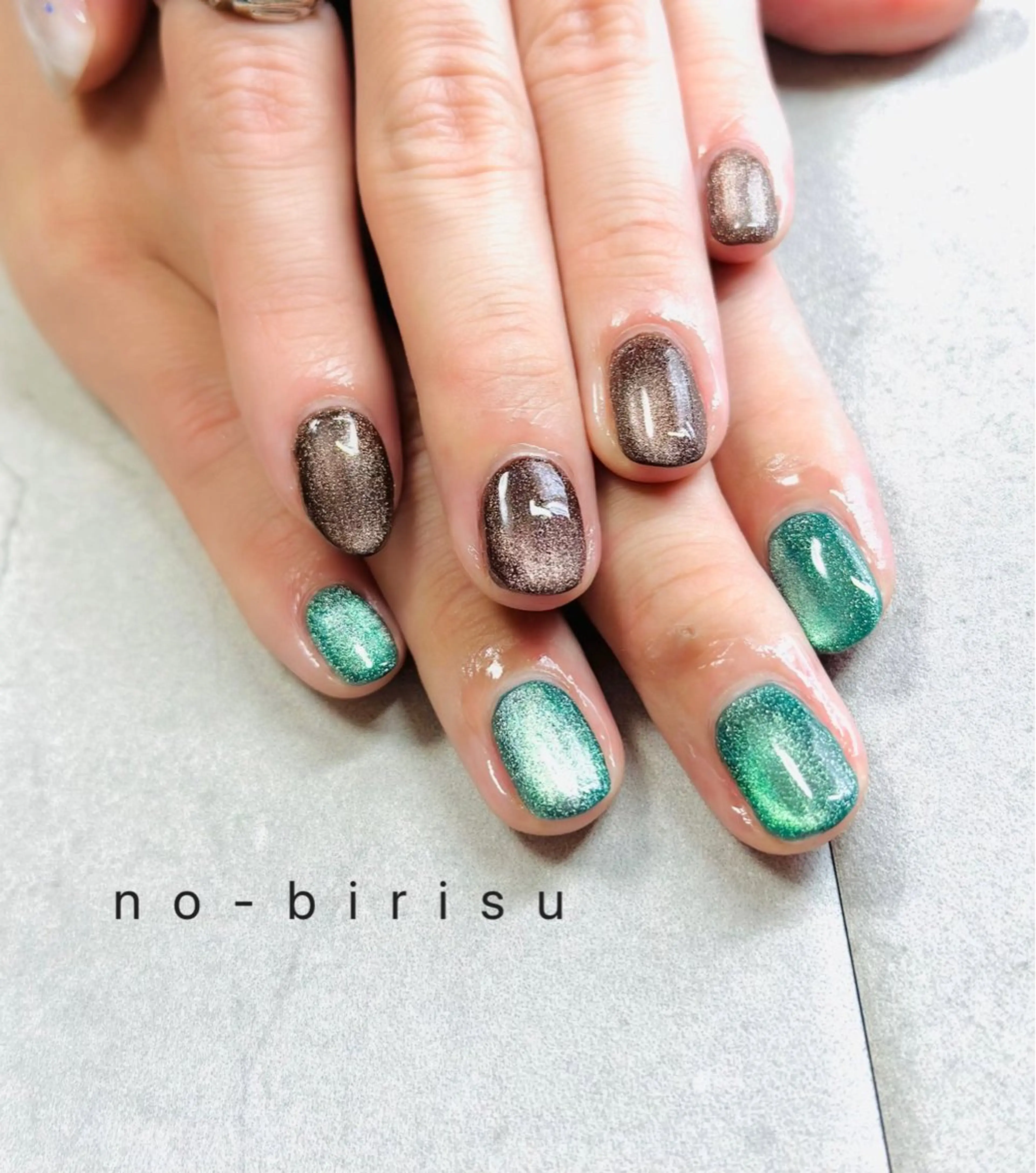 ネイル マグネットネイル ハンドネイル no-birisu nailのネイルデザイン