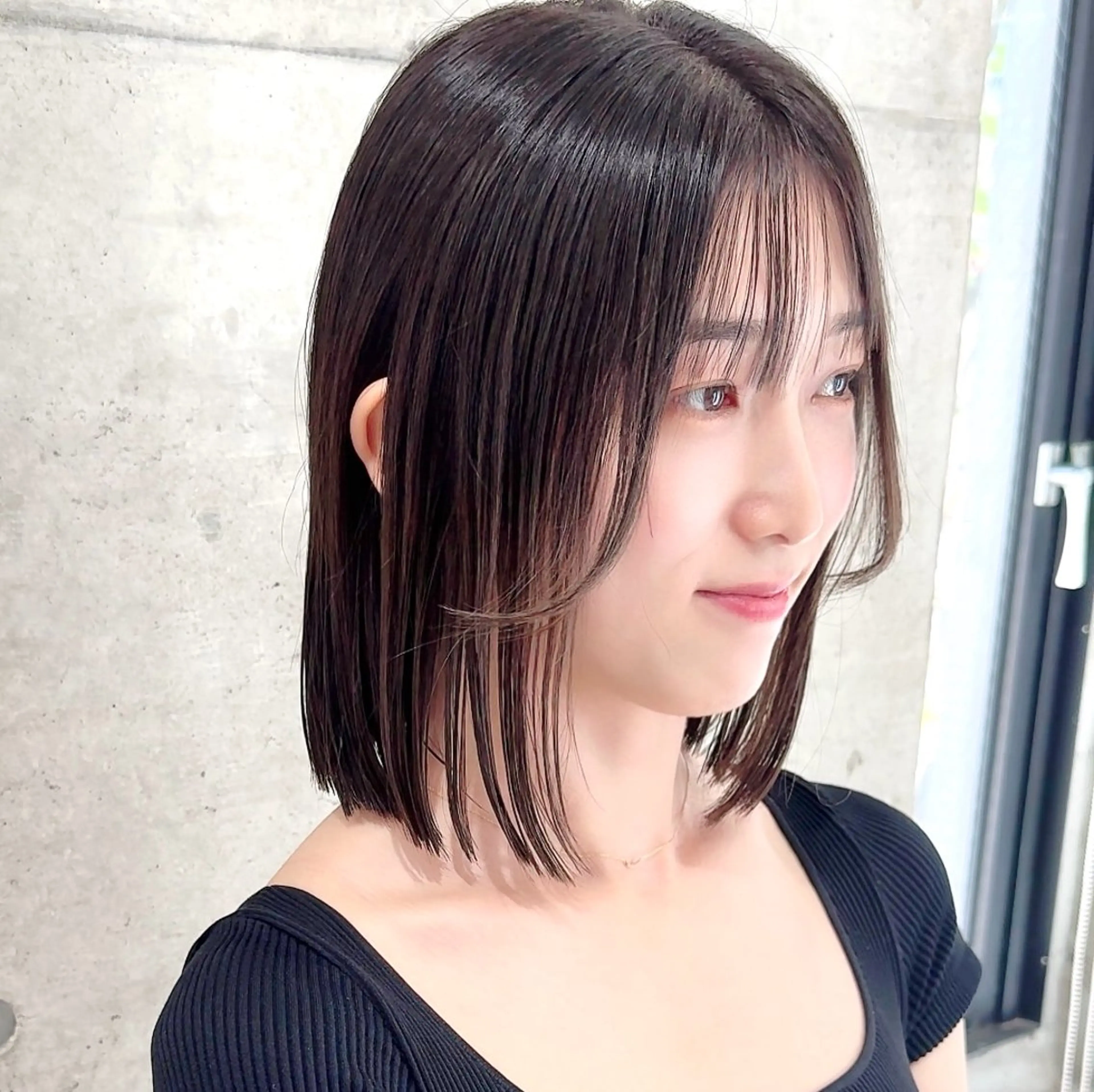 ミディアム カラー ボブ 髪質改善 似合わせカット 縮毛矯正 畔上 尚也のヘアスタイル