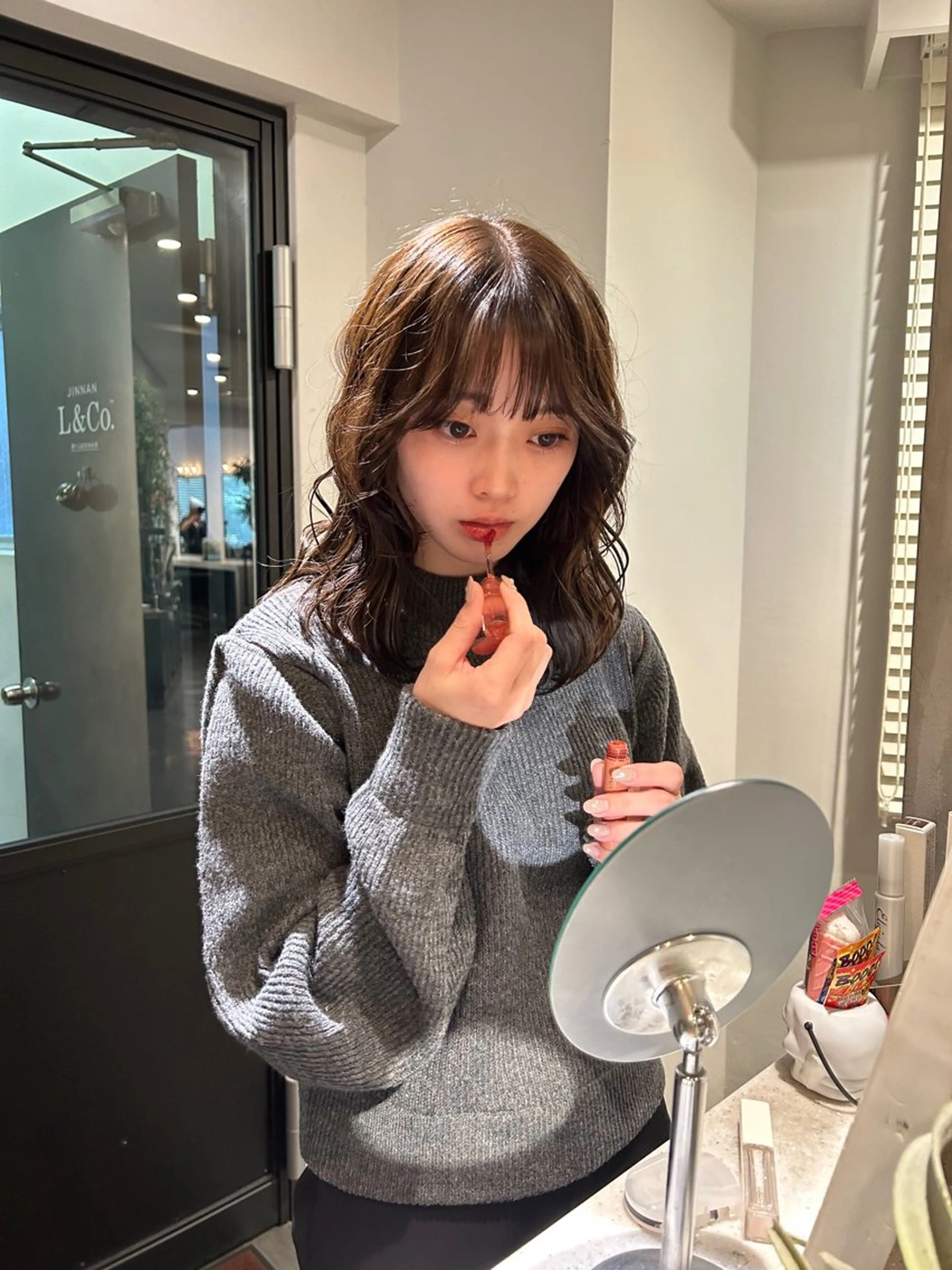 ミディアム カラー タナカ カナ🫧のヘアスタイル