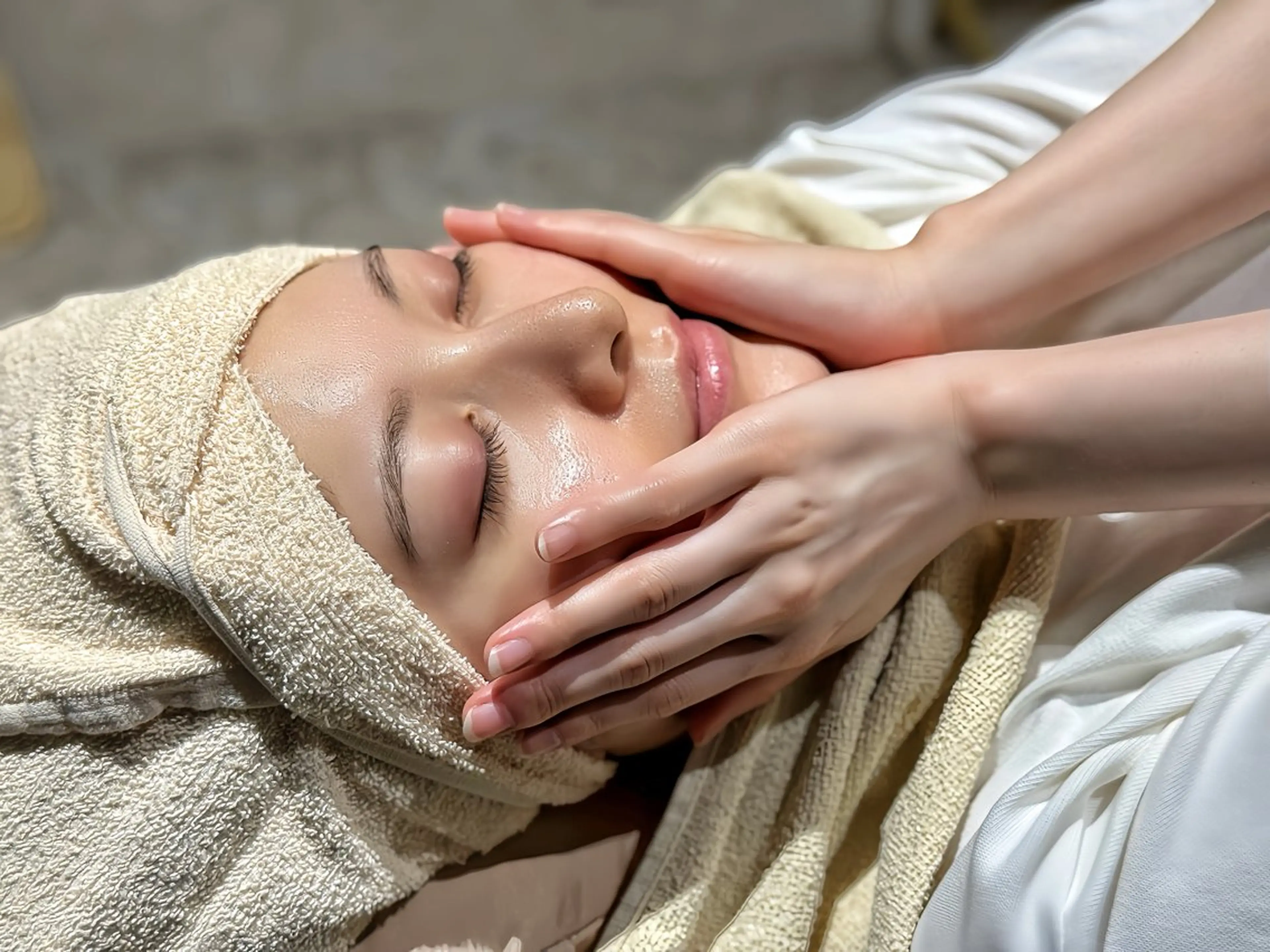 ハーブピーリング＋アクアピール【自分史上最高の肌に🌹✨】施術直後1番肌が激変します🪞🫧(通常16500円)の写真