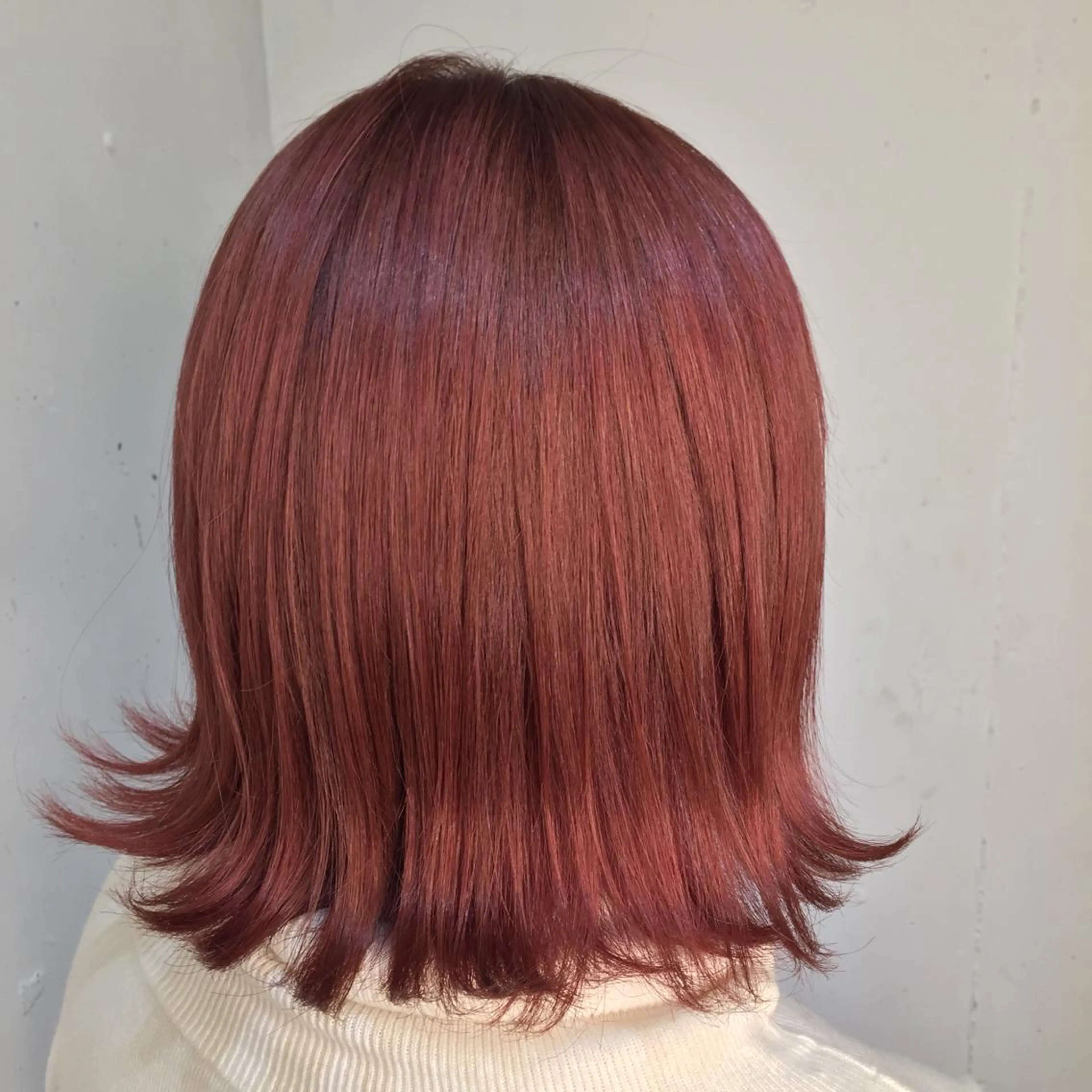 ミディアム カラー アップシー デイジーのヘアスタイル