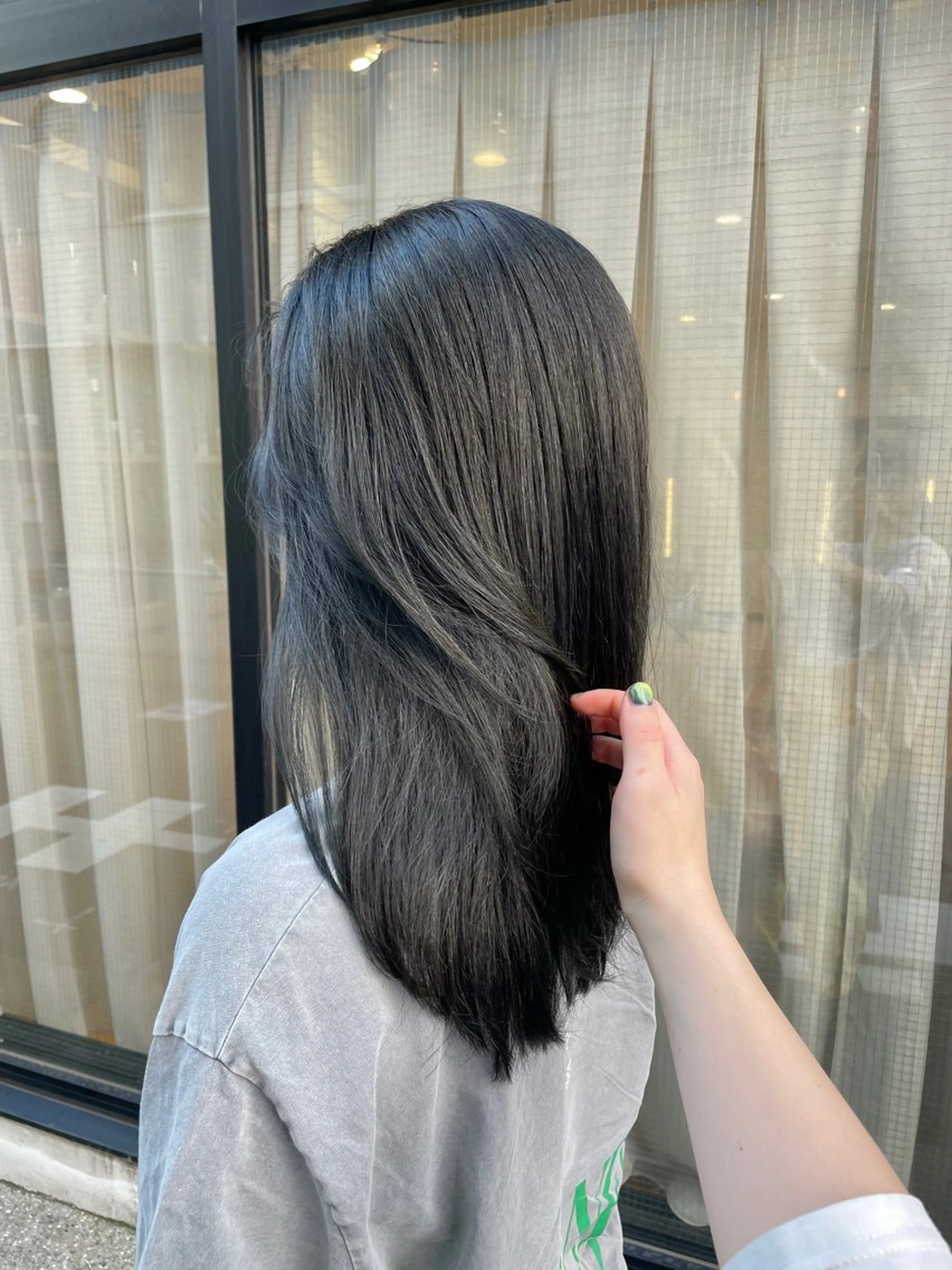 ミディアム カラー オリーブカラー ヘアカラー トリートメント カラー/レイヤー/ 髪質改善/PAAQのヘアスタイル