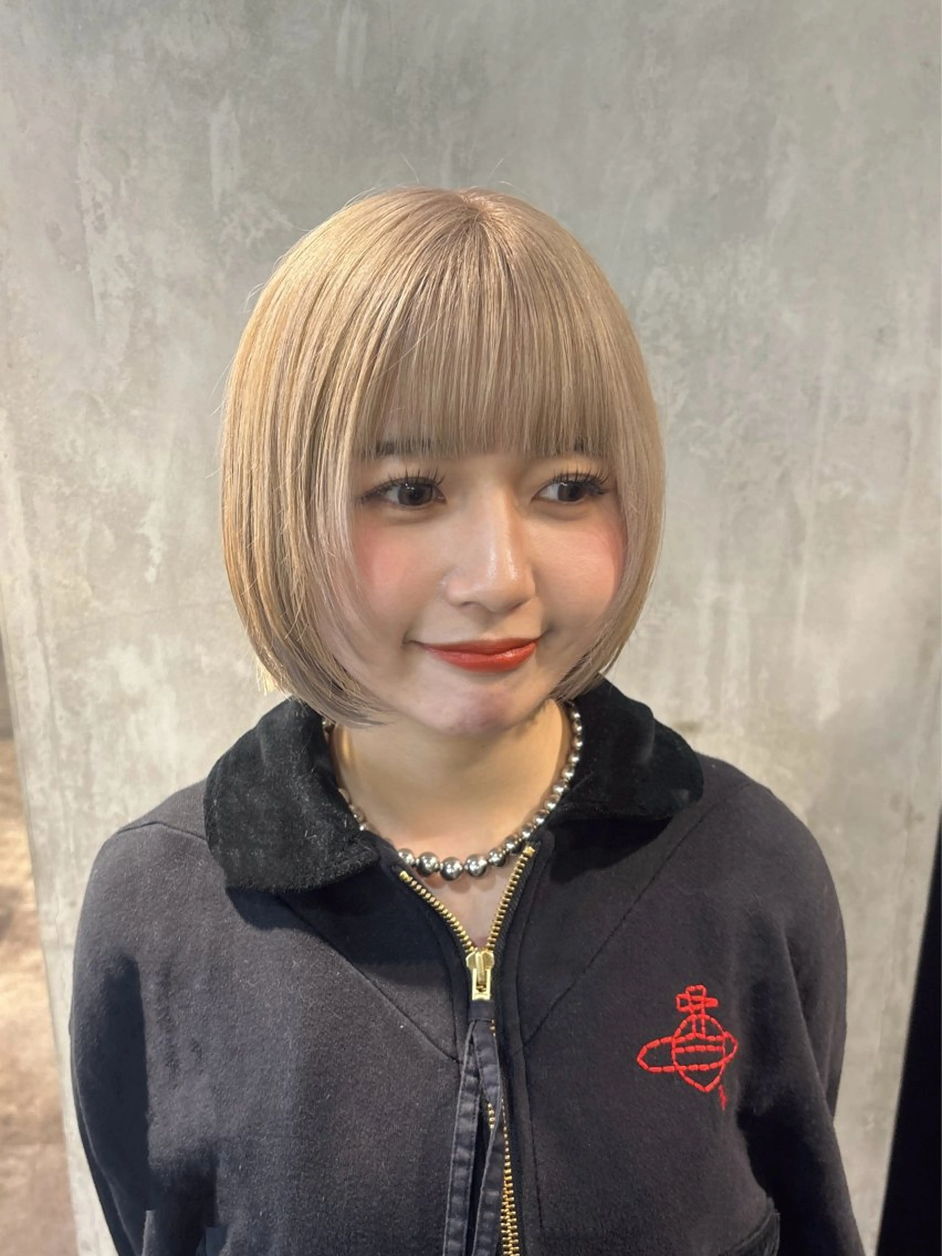 ショート カラー ヘアカラー トリートメント ザクザクレイヤー 🍀/ブリーチ/小田のヘアスタイル