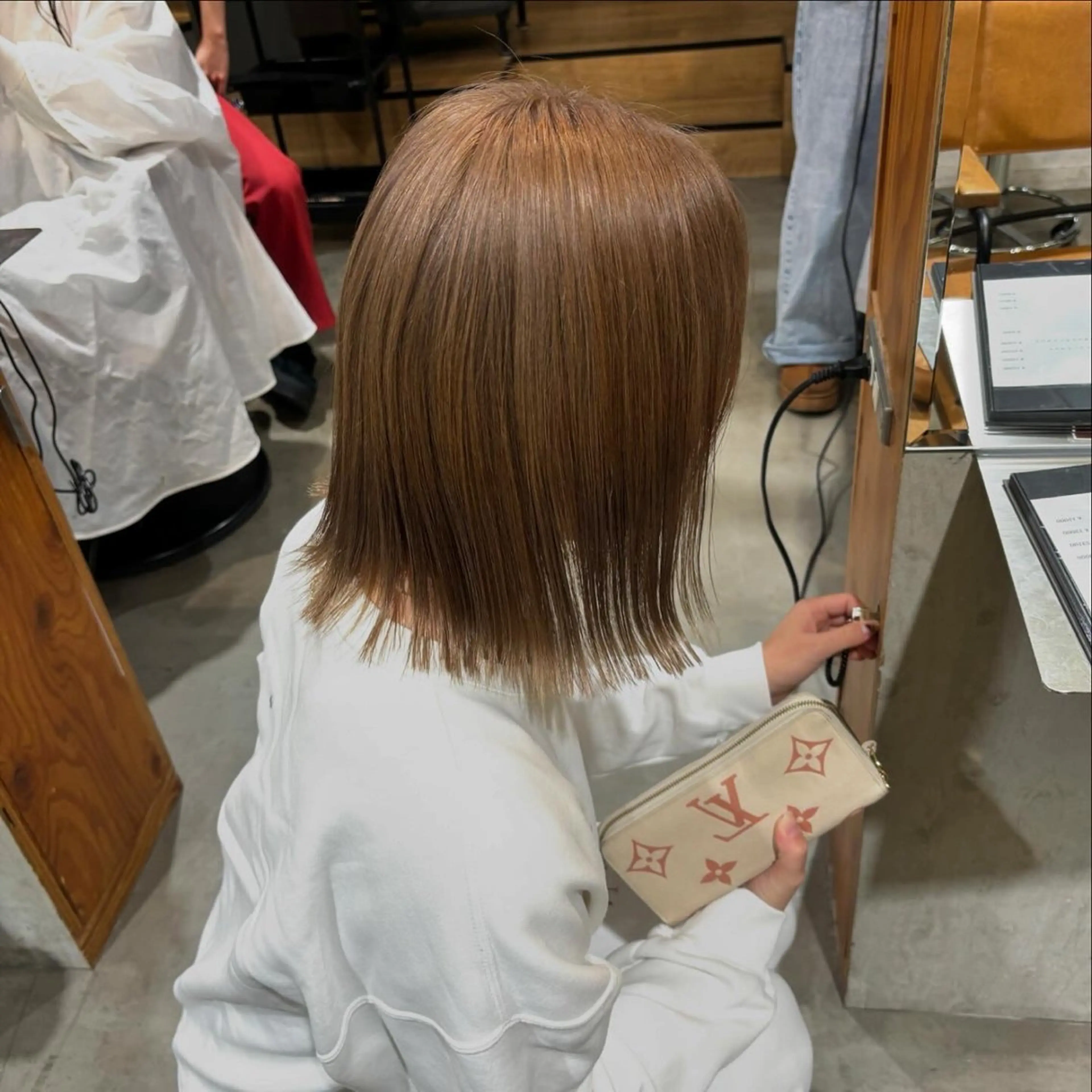 ミディアム ヘアカラー 小木曽 里華のヘアスタイル