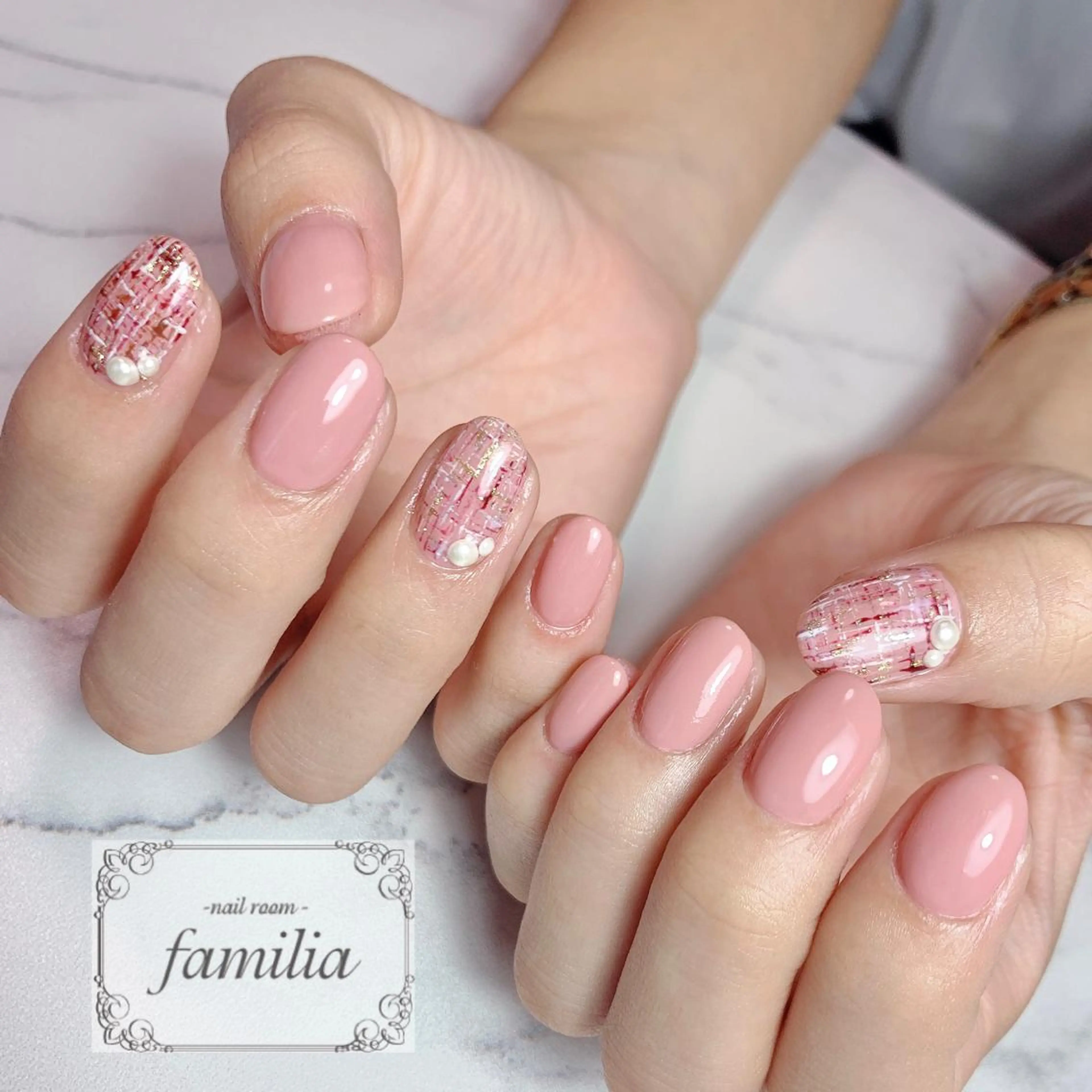 ネイル ツイードネイル -nailroom- familiaのネイルデザイン