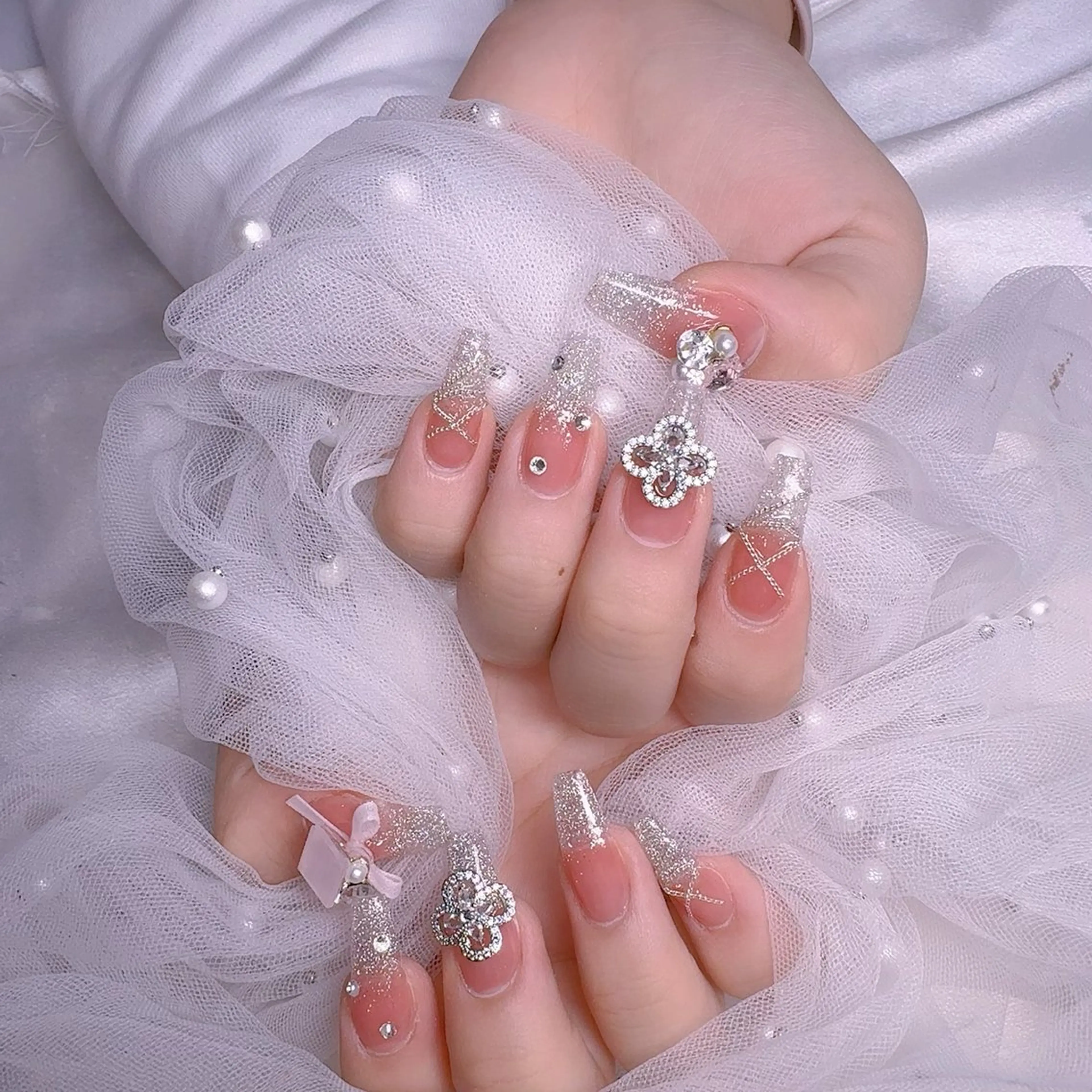 ネイル UMI ネイルサロン新宿🎀のネイルデザイン