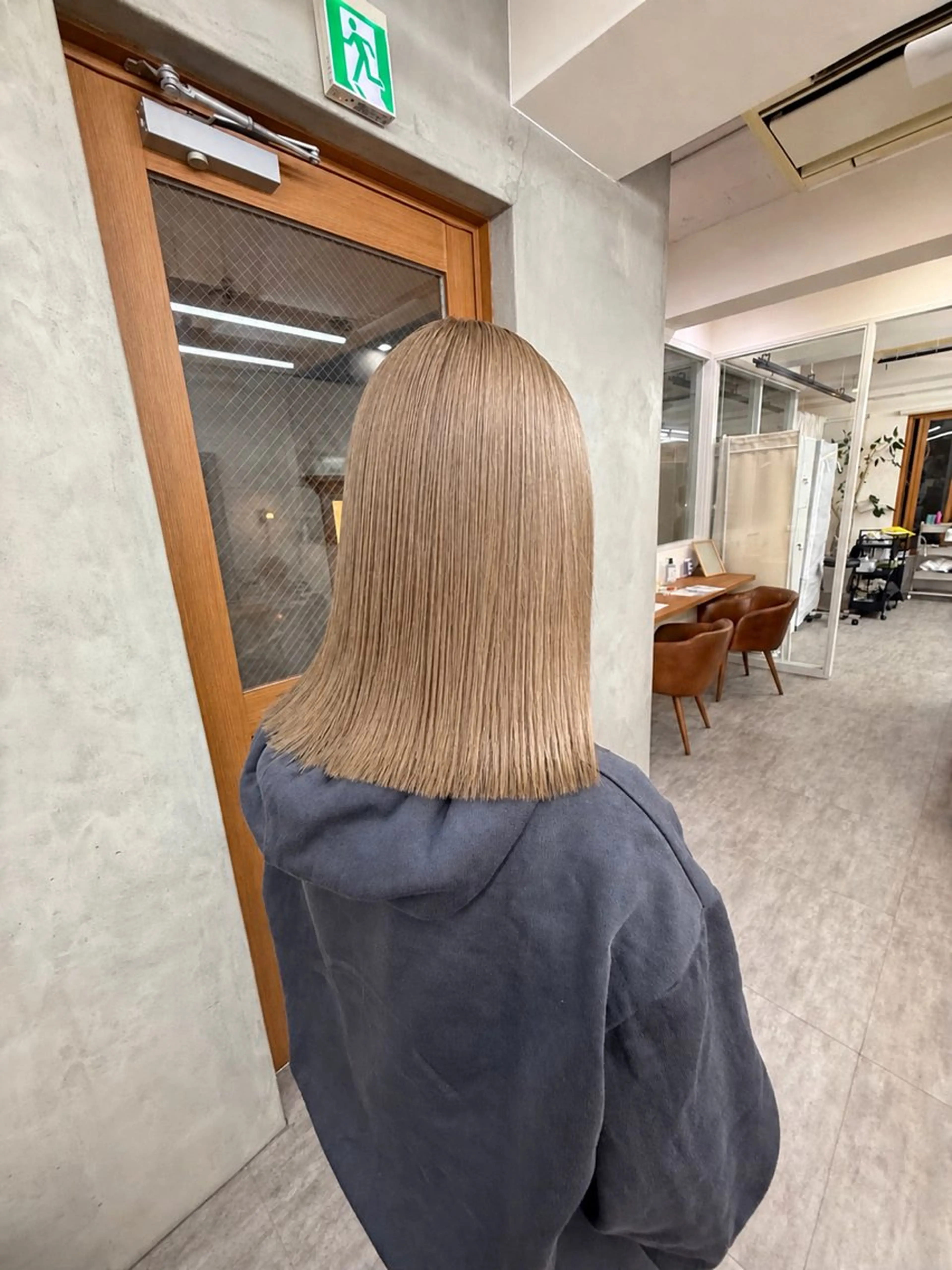 ミディアム ヘアカラー 久村 泰生のヘアスタイル
