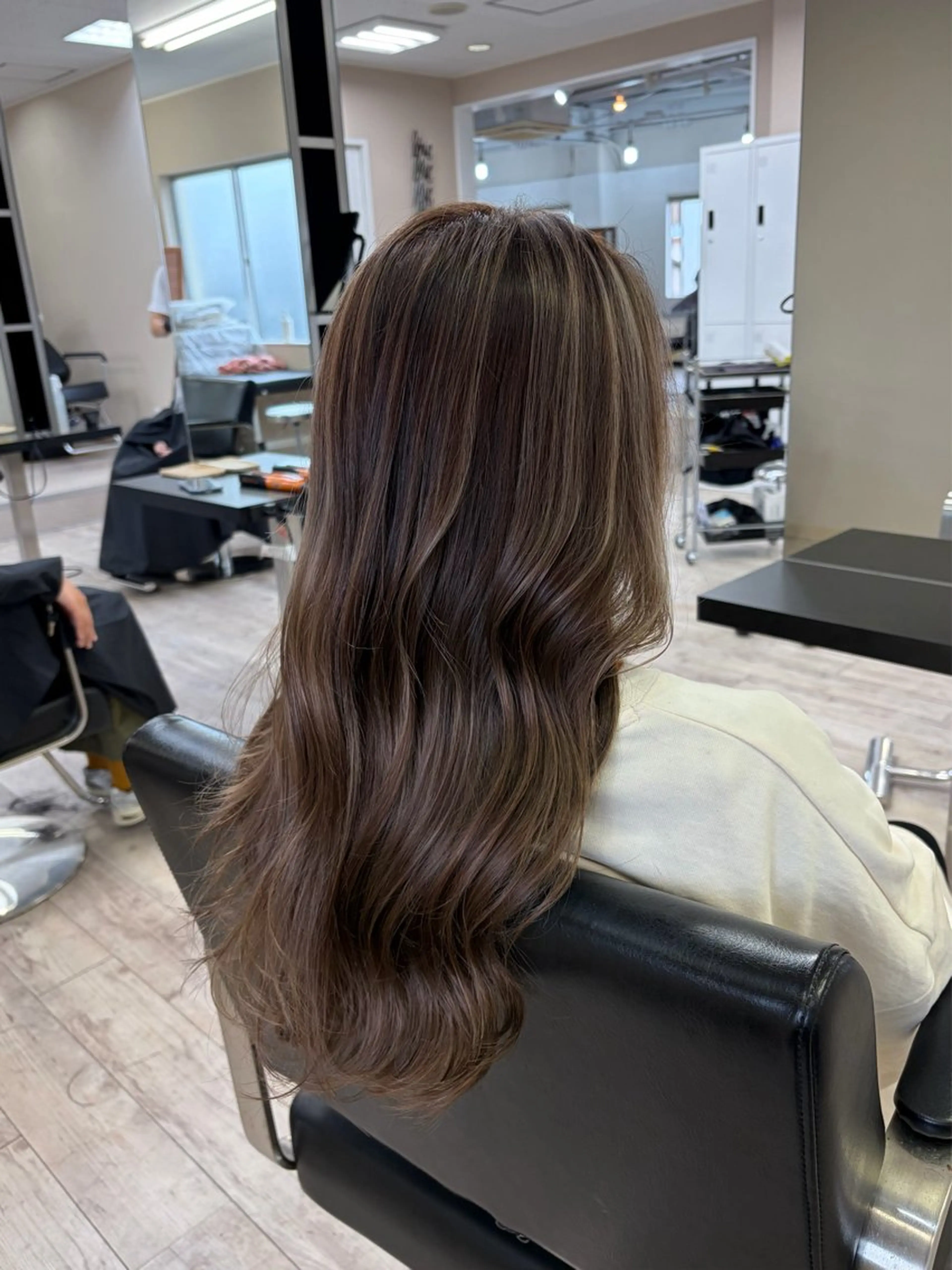 ロング カラー ヘアカラー Honoka (ほのか)のヘアスタイル