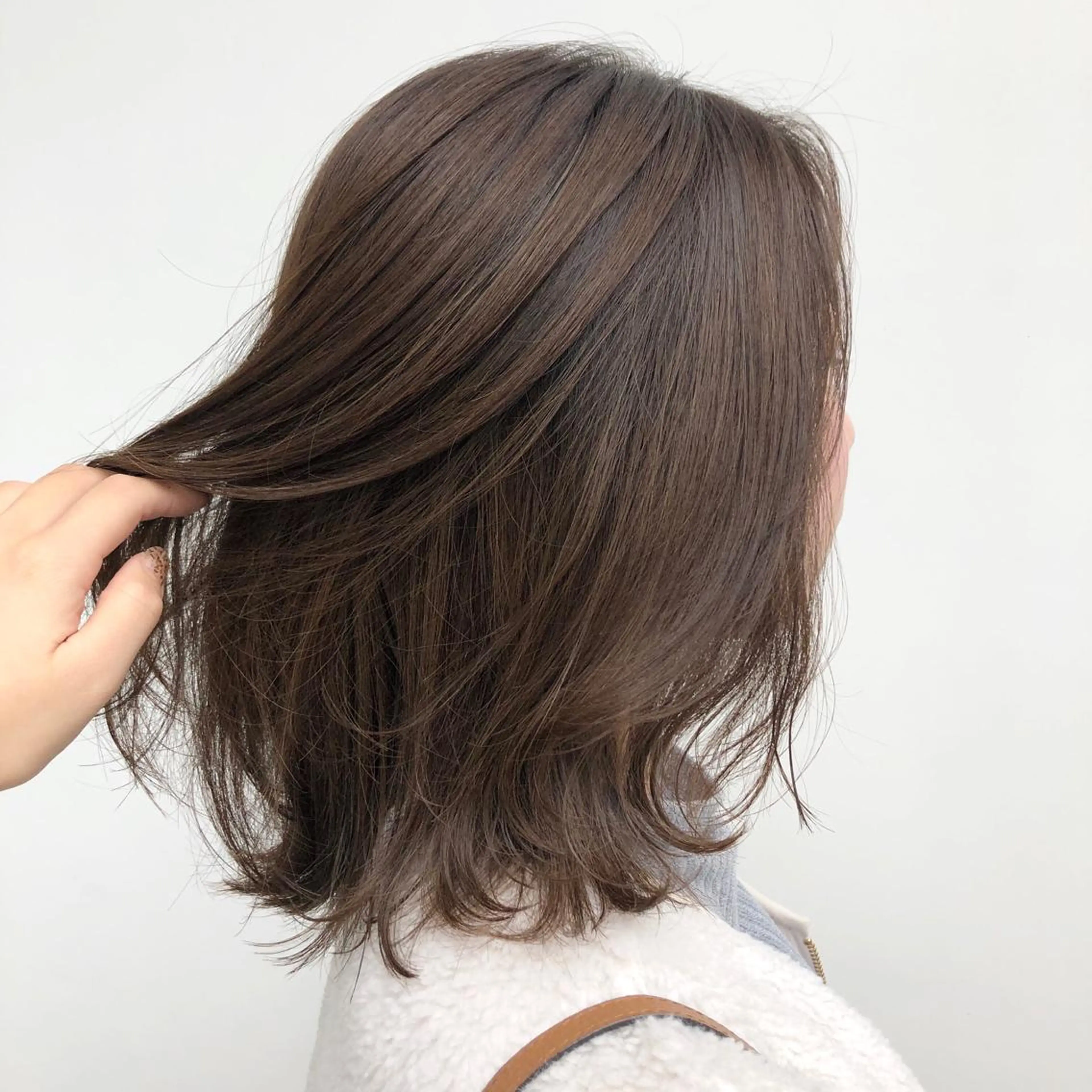 ミディアム U-REALM omotesando所属・中川 結のヘアスタイル