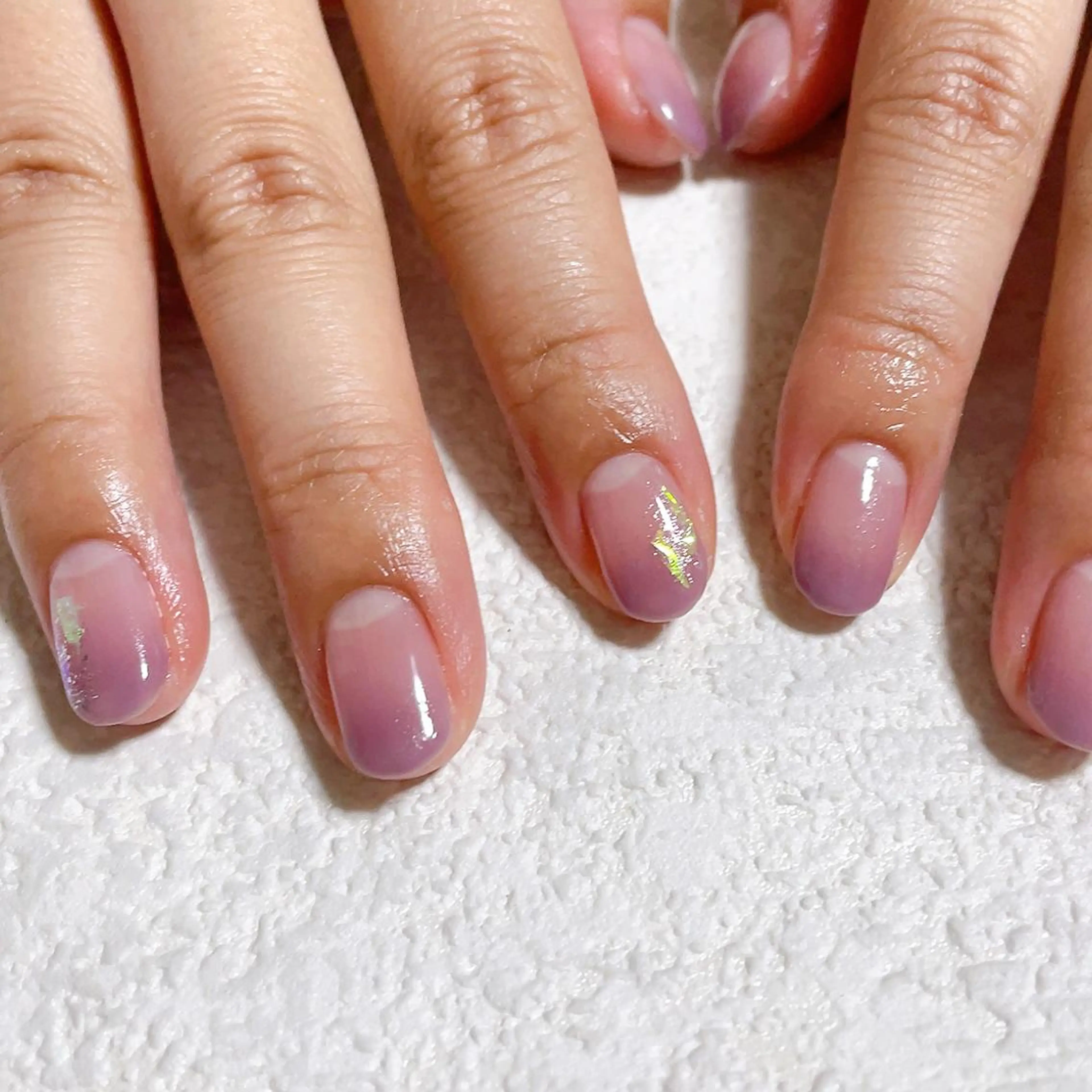 ネイル オーロラネイル フラワーネイル フットネイル フレンチネイル ジェルネイル mogunail &blowのネイルデザイン