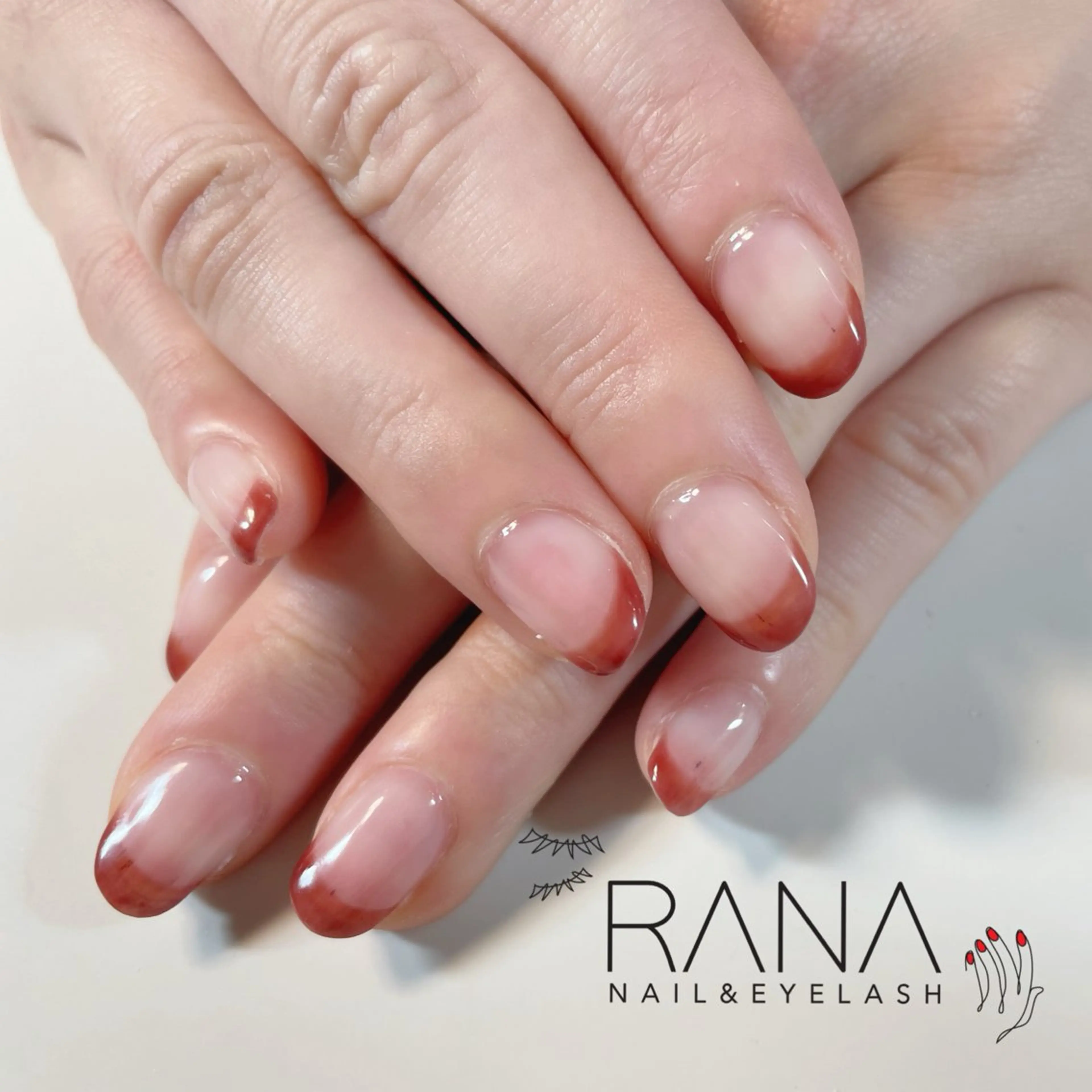 ご新規様🩶フレンチ　ラインストーン10粒無料🩶期間限定割引の写真