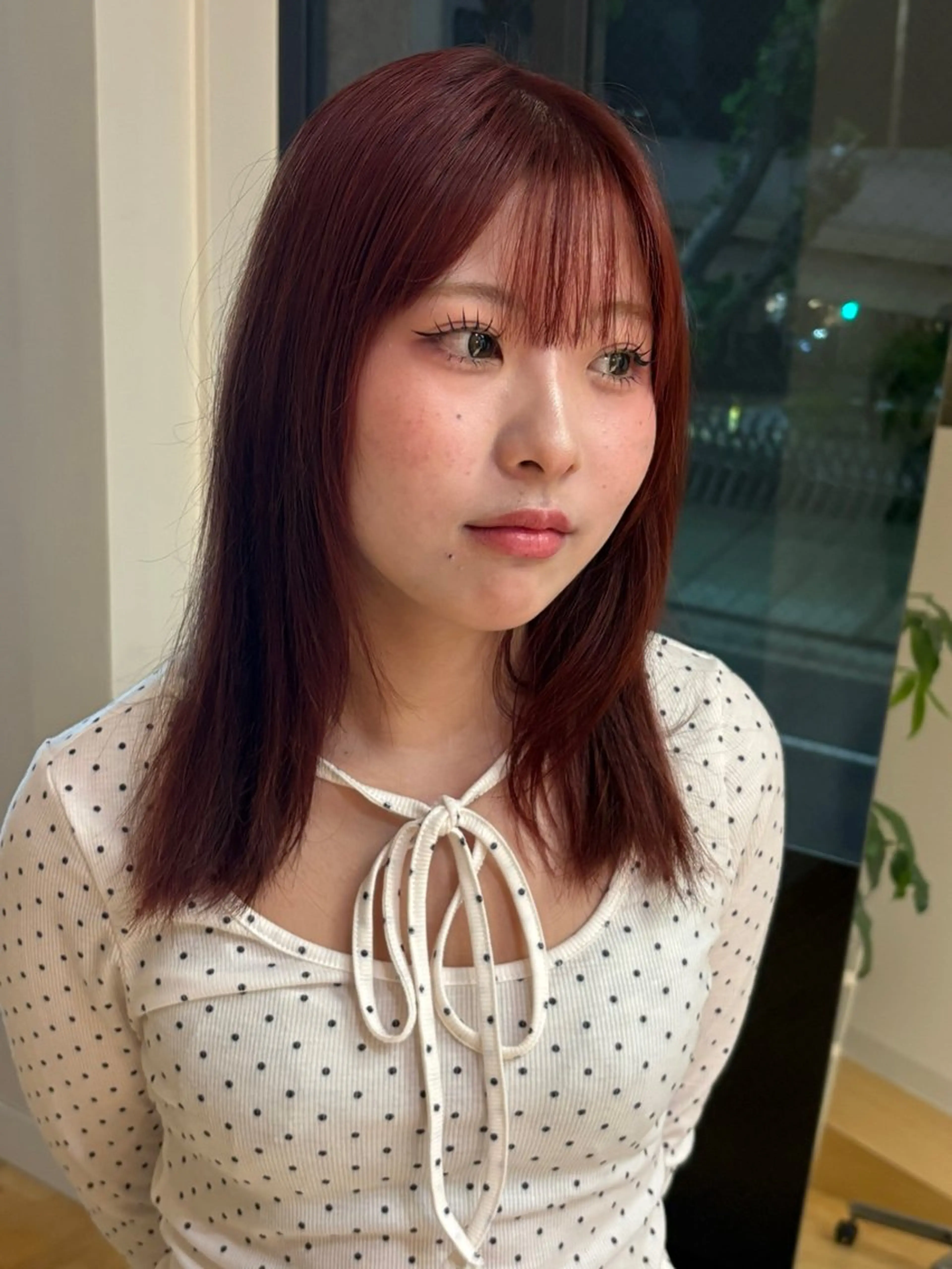 セミロング カラー さきた ひかるのヘアスタイル