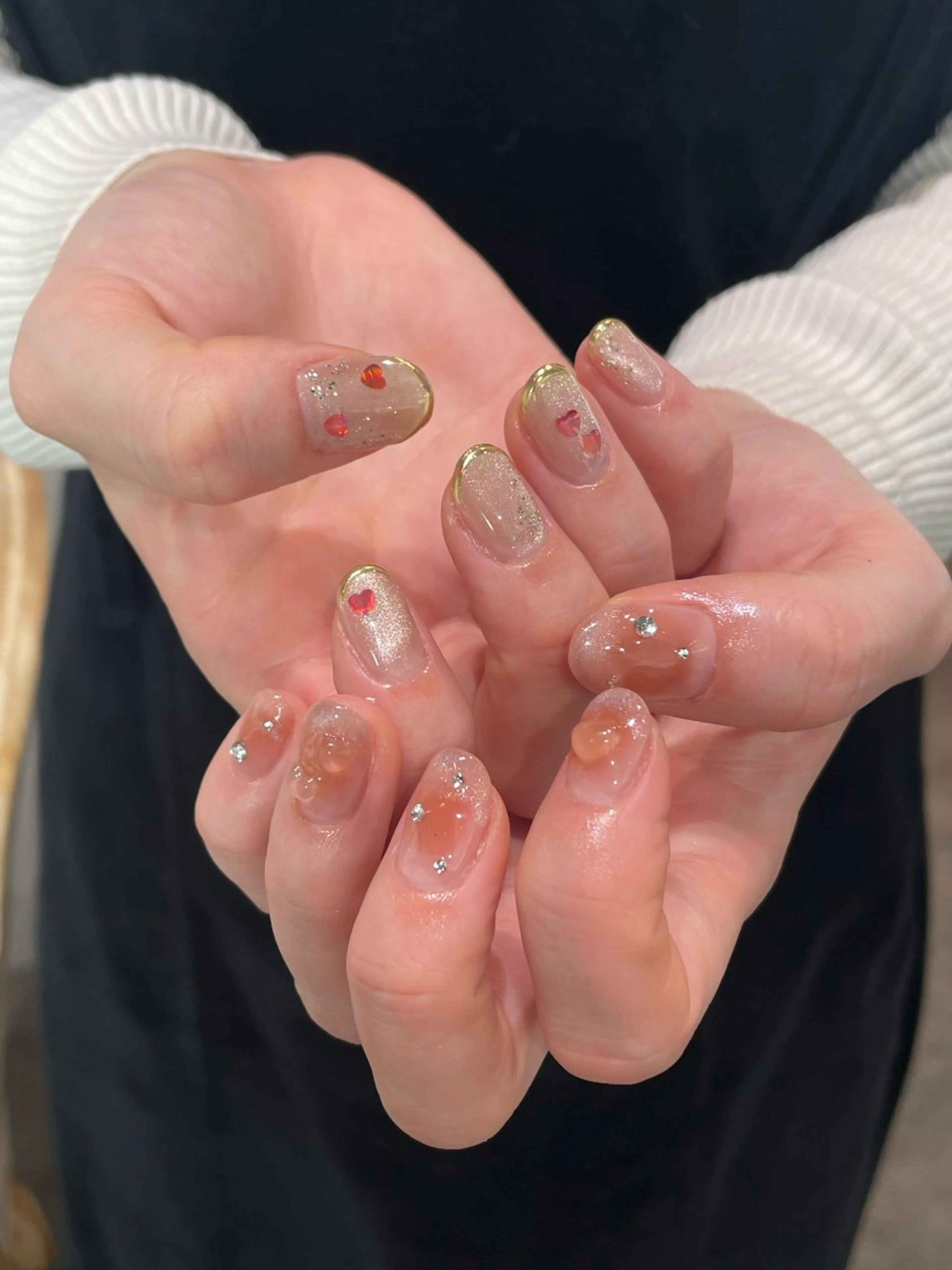 ネイル 春ネイル バレンタイン ハンドネイル ナチュラル透明感🌱 小山美樹子のヘアスタイル