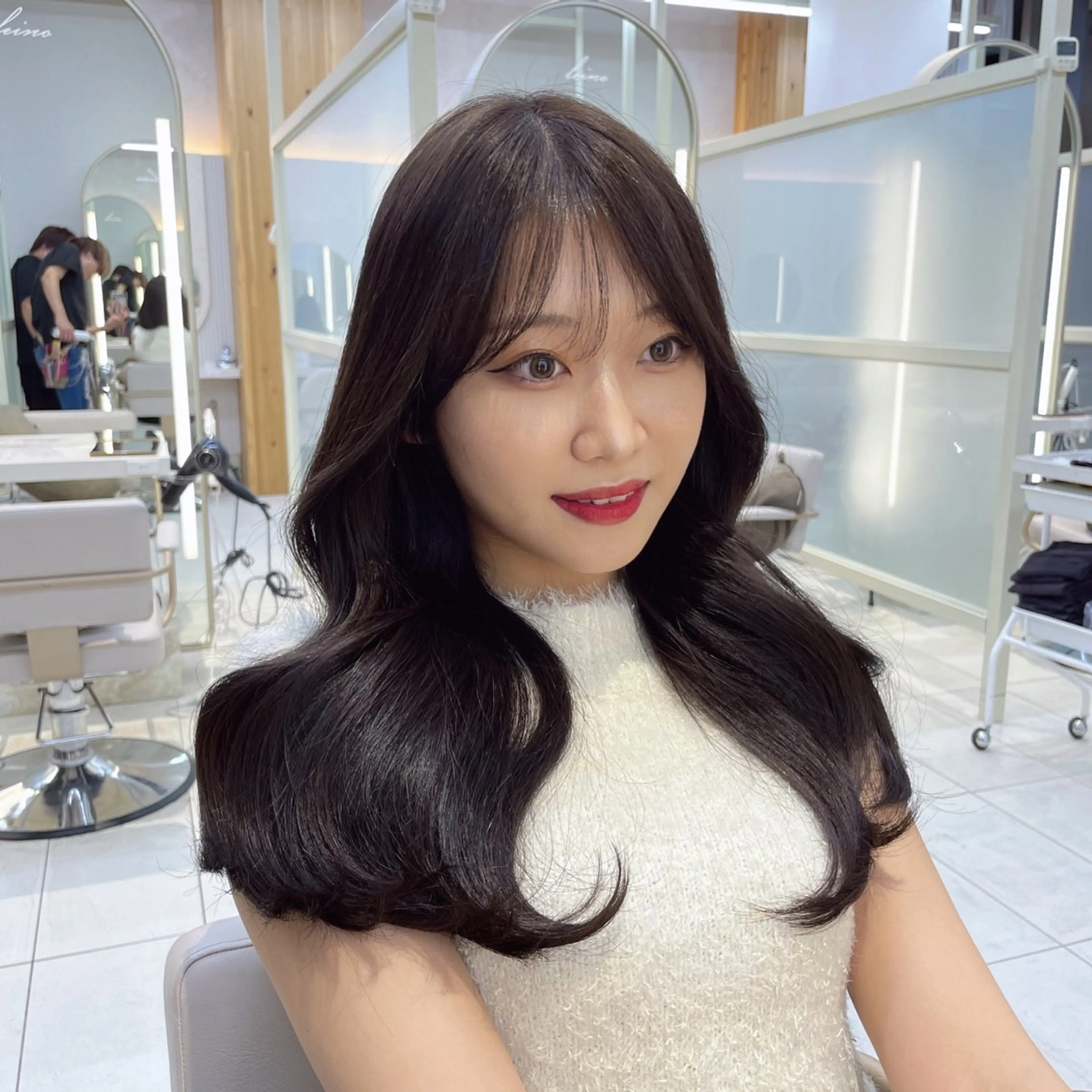 ミディアム レイヤー/顔周り /韓国ヘア/TAKUのヘアスタイル