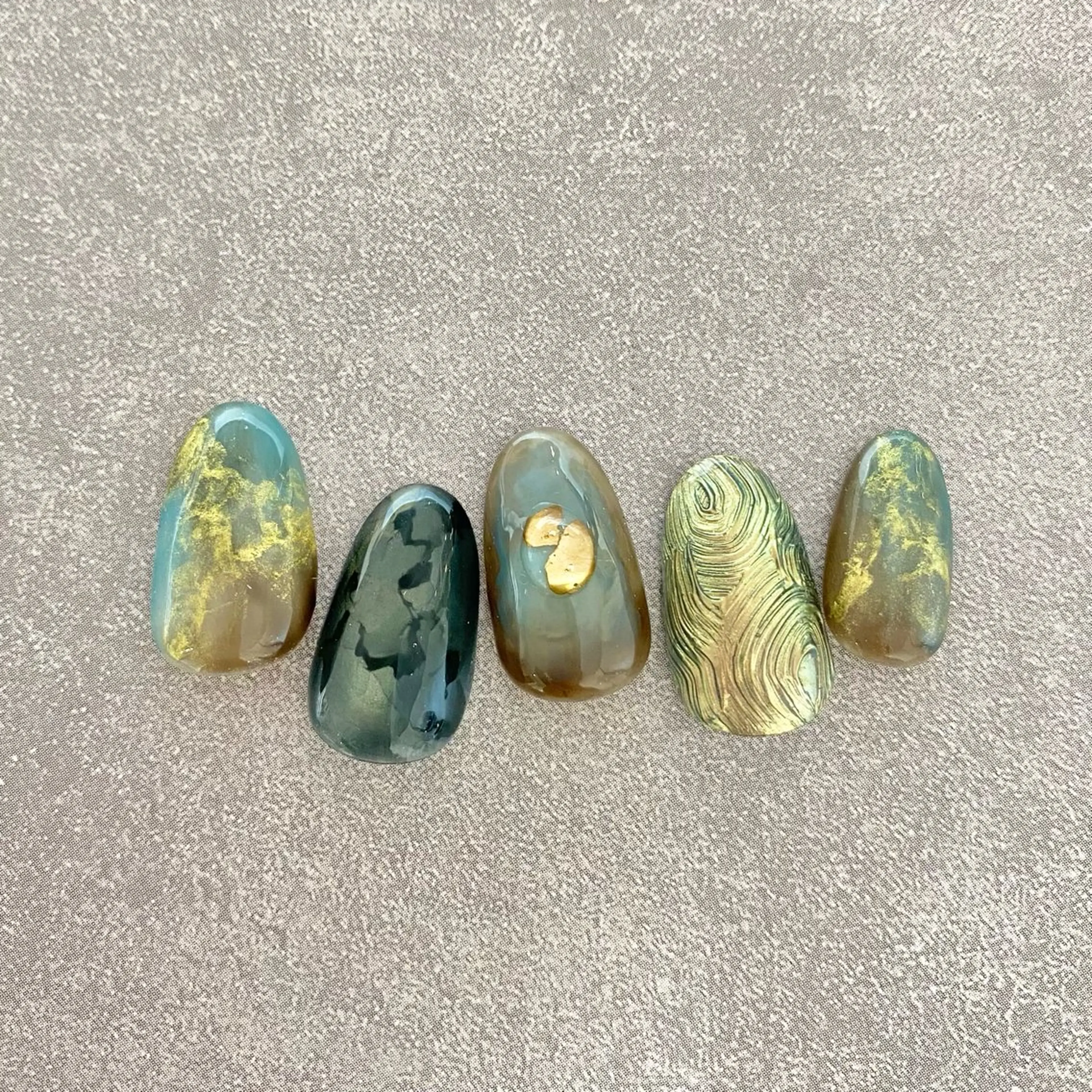 ネイル ハンドネイル フジタ エリカのネイルデザイン