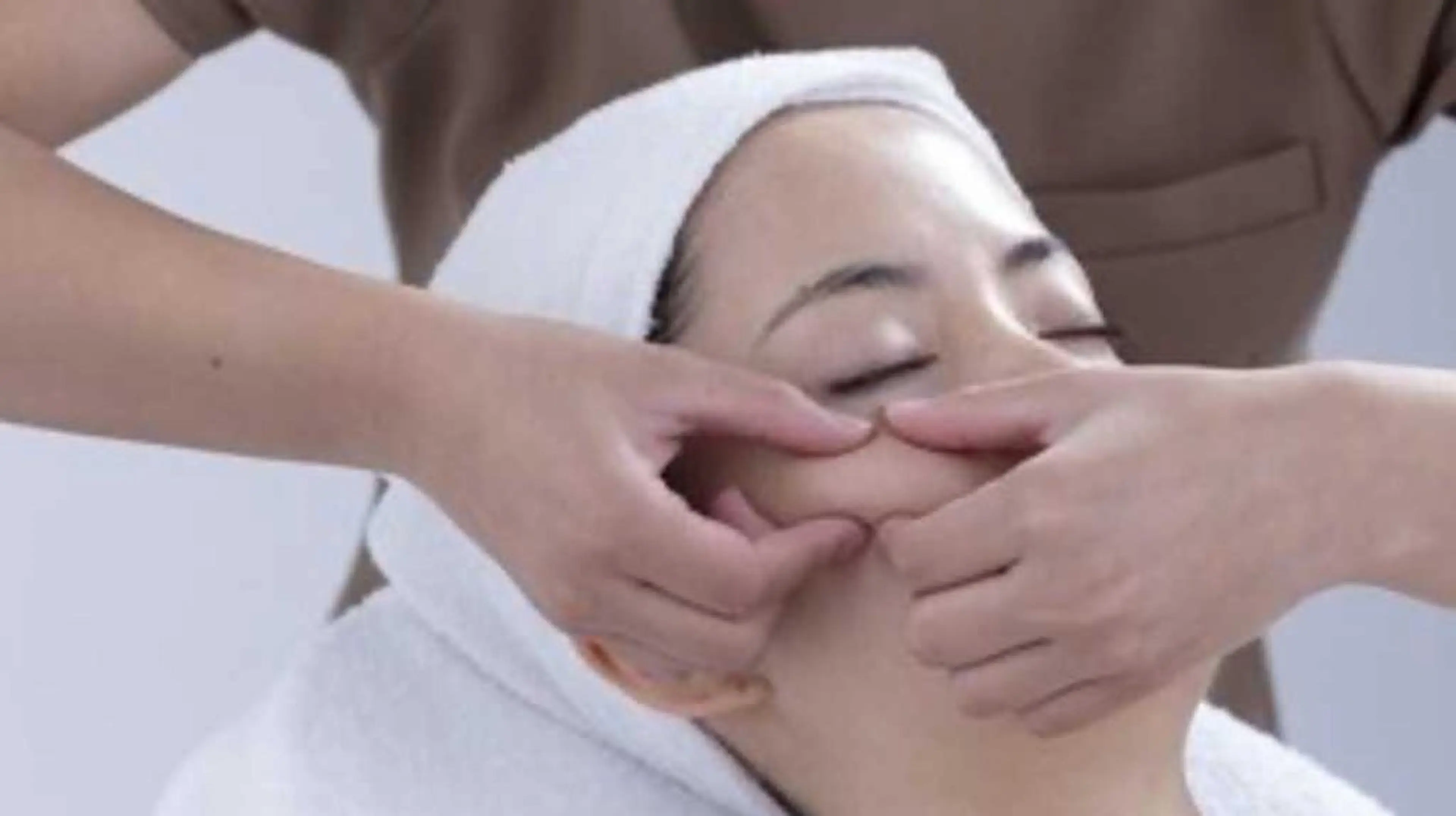 小顔オールハンドエステの写真