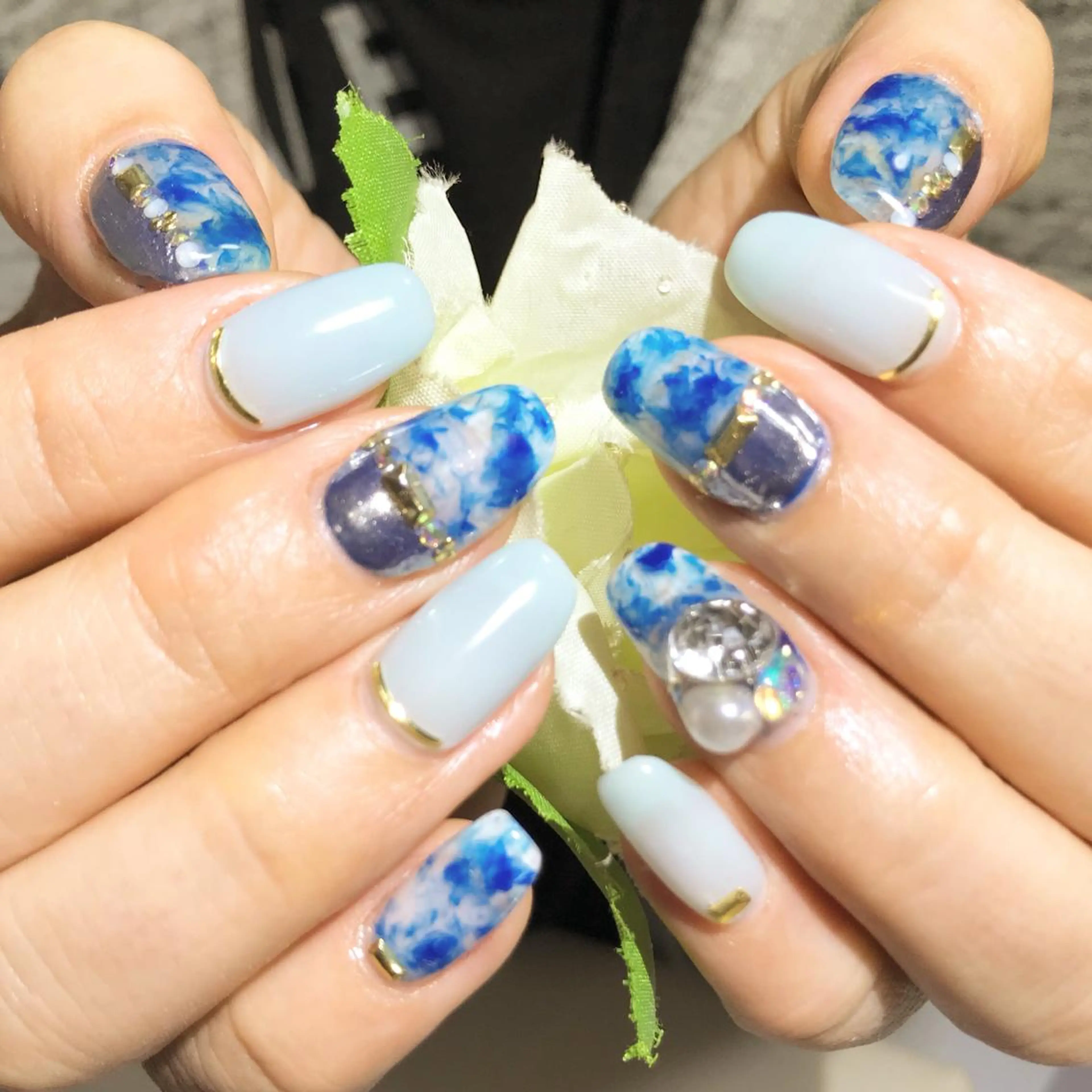 ネイル ブルー フットネイル ミラーネイル シンプルネイル 春ネイル ハンドネイル nail fufla ♡yamane♡のネイルデザイン