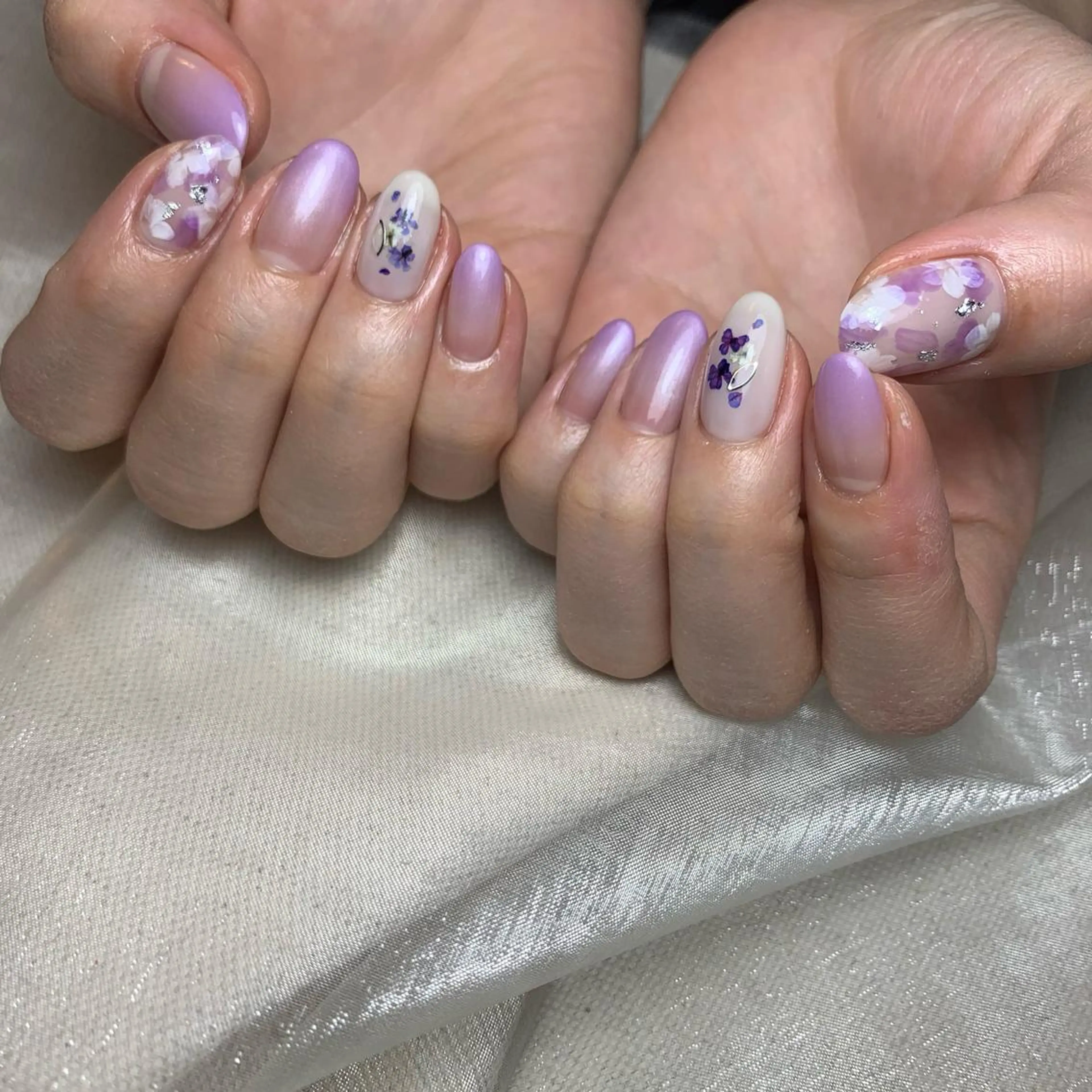 ネイル アートネイル 持ち込み パープル ハンドネイル 里見 麗のネイルデザイン