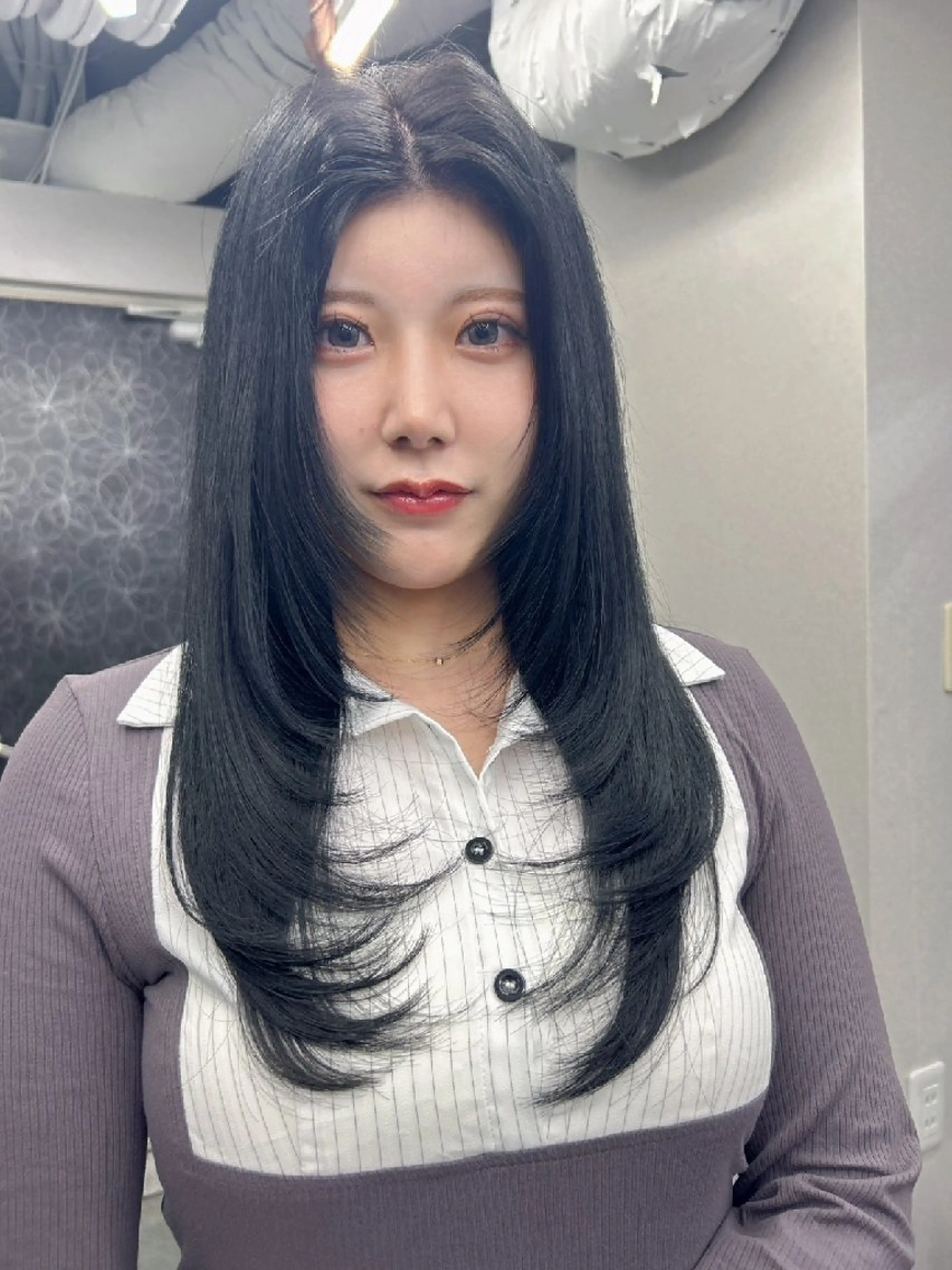 ロング カラー ハッシュカット ハイレイヤー レイヤーカット カット ヘアカラー トリートメント ベルグロー アルファのヘアスタイル