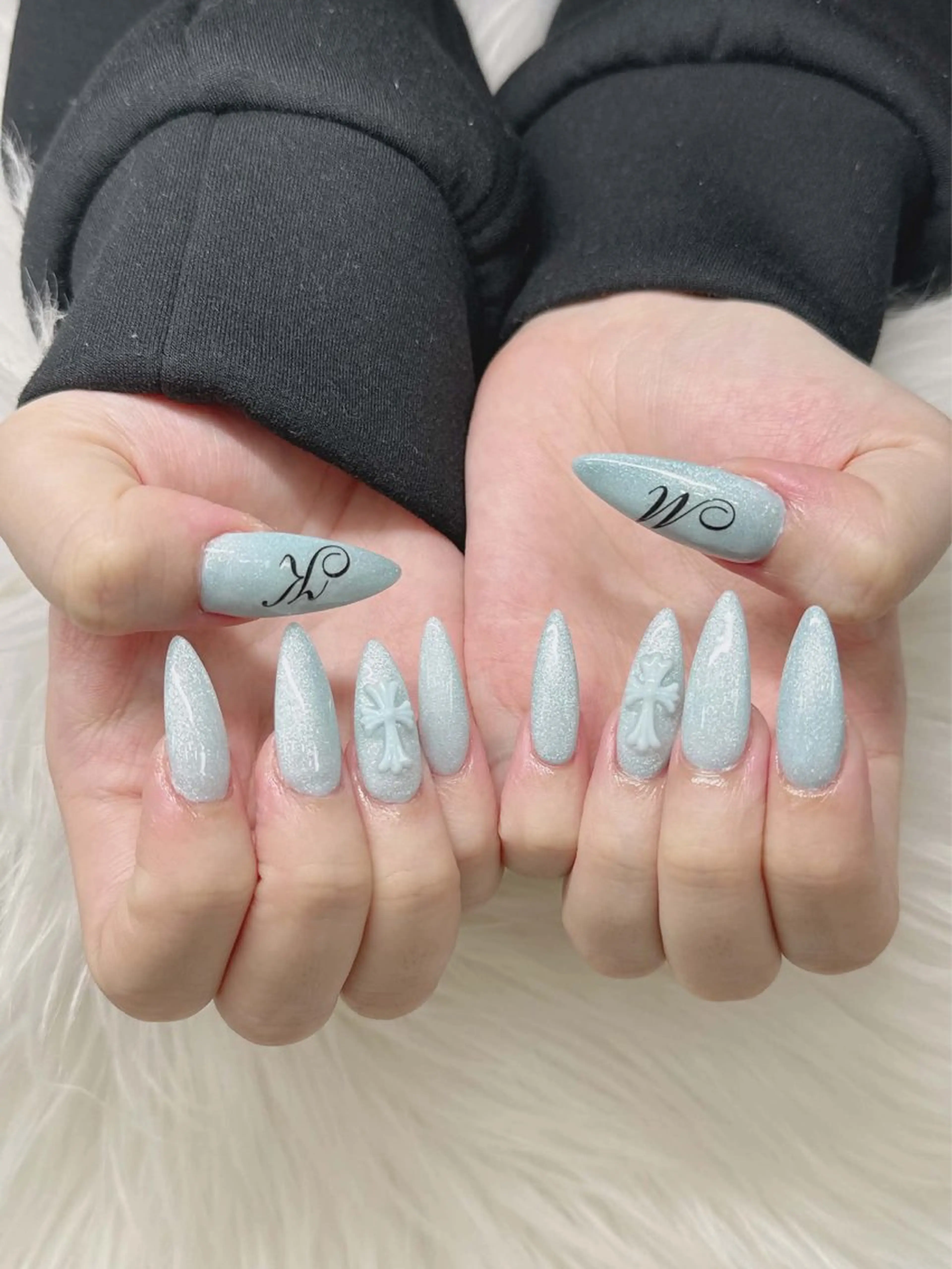 ネイル 長さ出し グラデーション 卒業式 キラキラネイル マグネットネイル Lee Nailsのネイルデザイン
