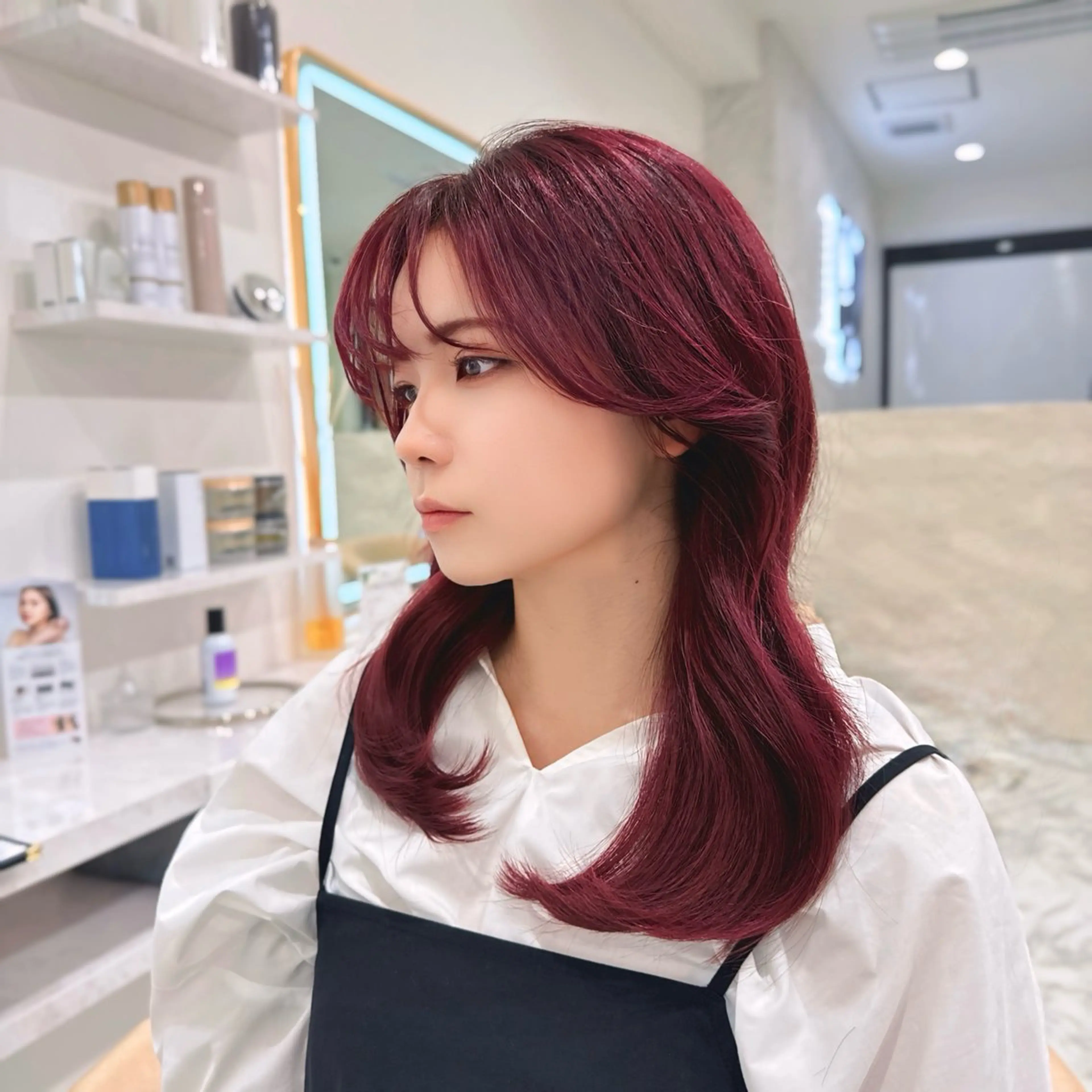 セミロング ヘアカラー SE ITAのヘアスタイル