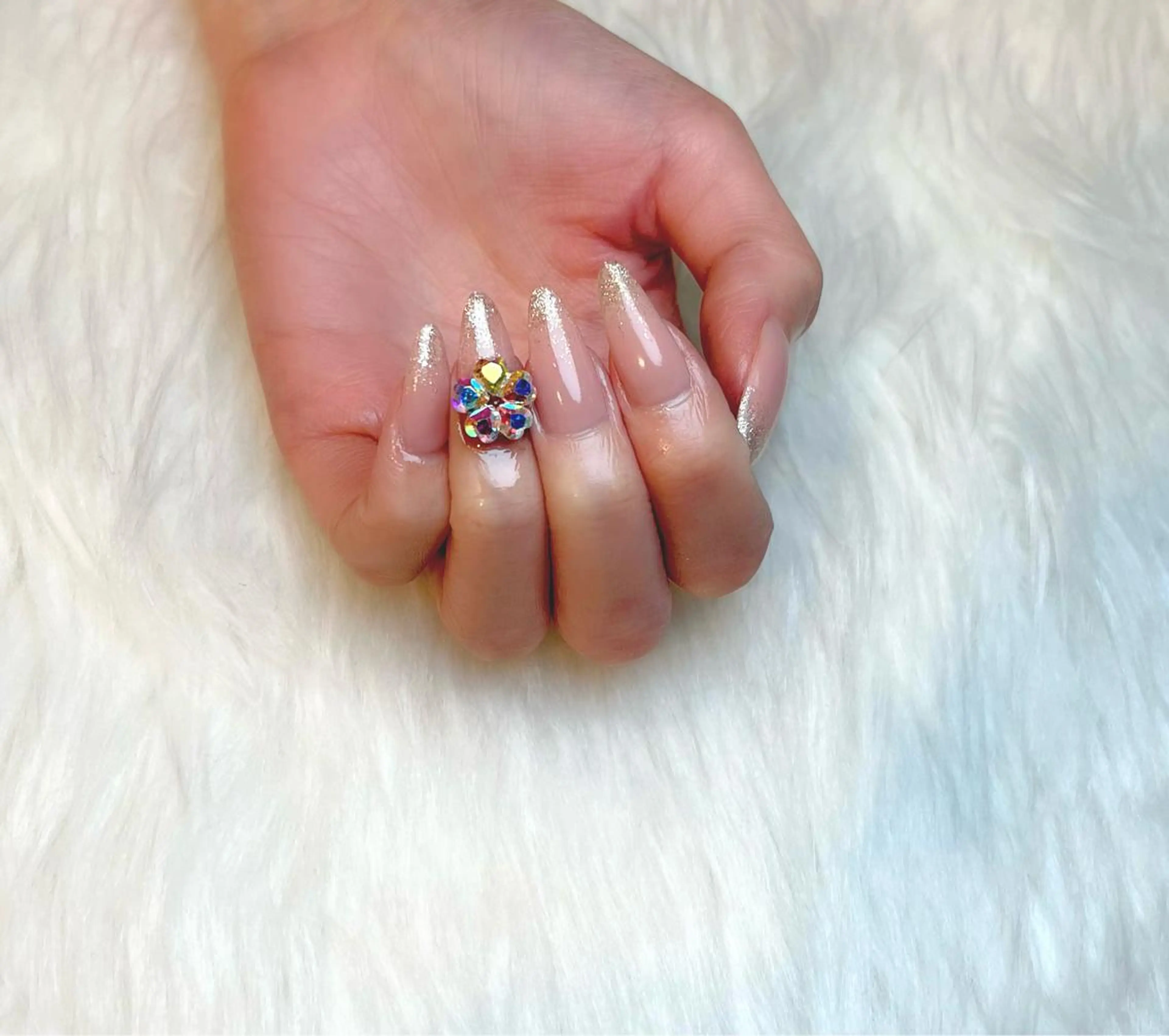 ネイル ラメ(グリッター) ラメグラデーション Lino+ ネイル&よもぎ蒸しのネイルデザイン