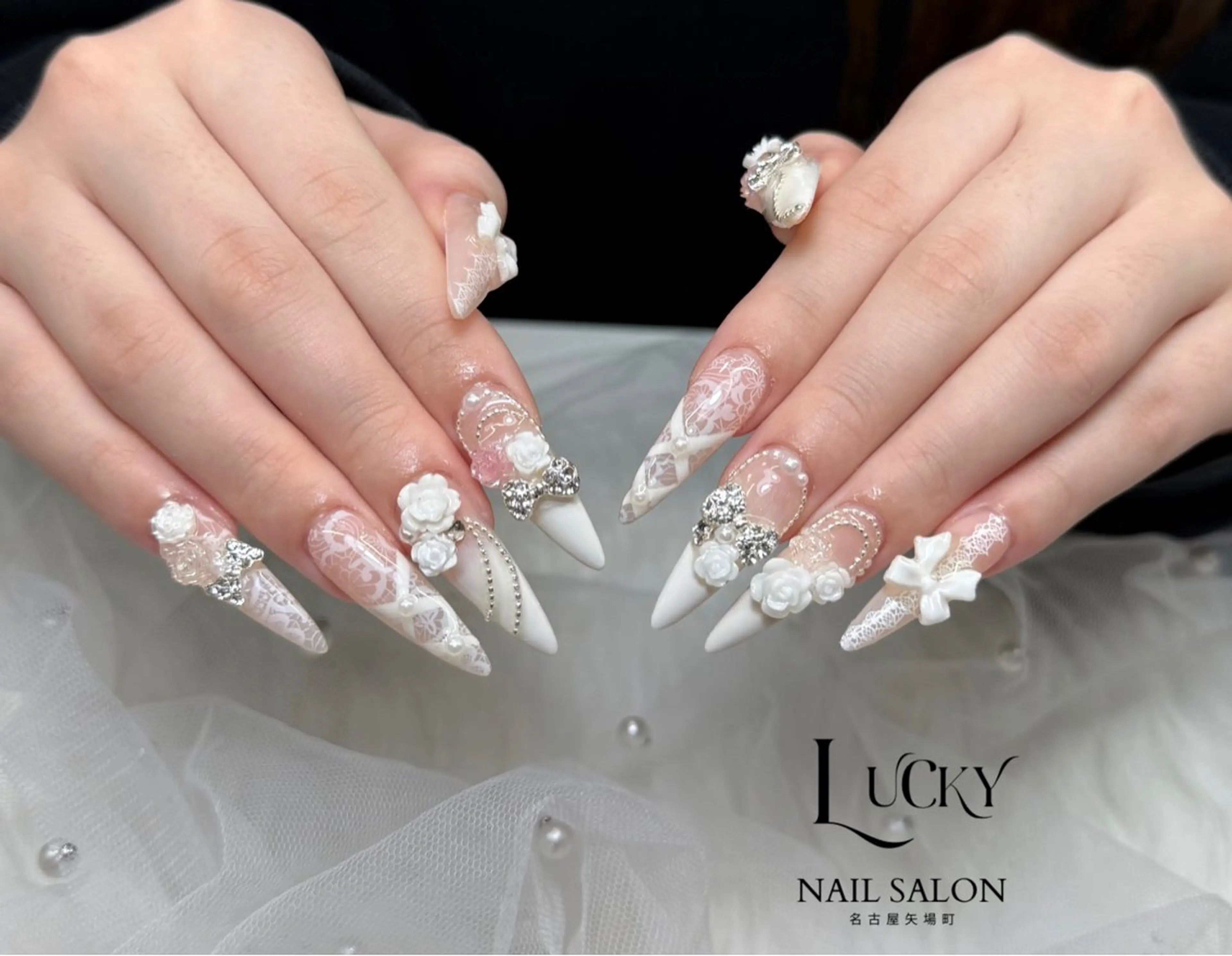 ネイル 長さ出し フットネイル ジェルネイル 韓国ネイル マグネットネイル ハンドネイル Lucky Nail Salonのネイルデザイン