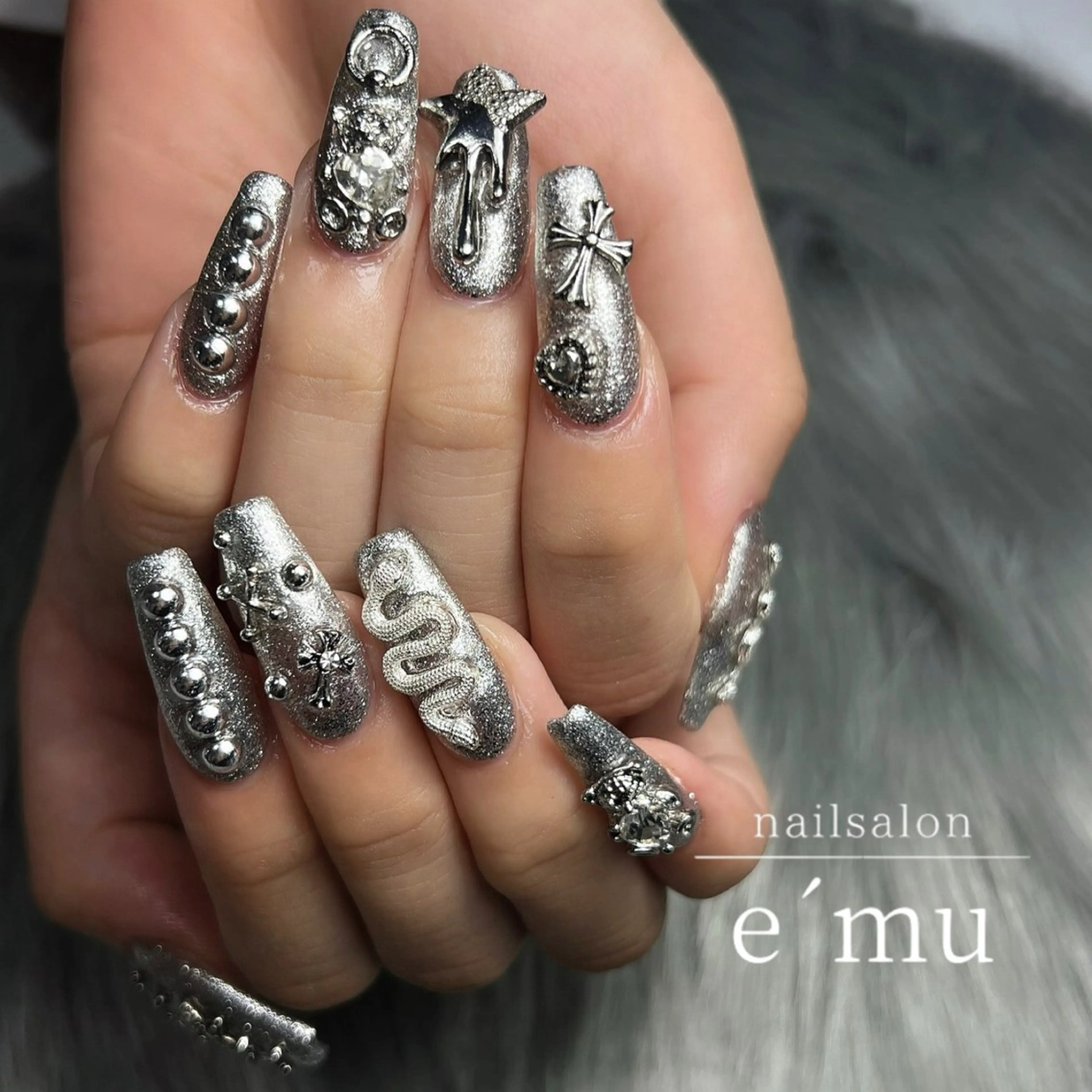 ネイル ハンドネイル nailsalon e´muのネイルデザイン