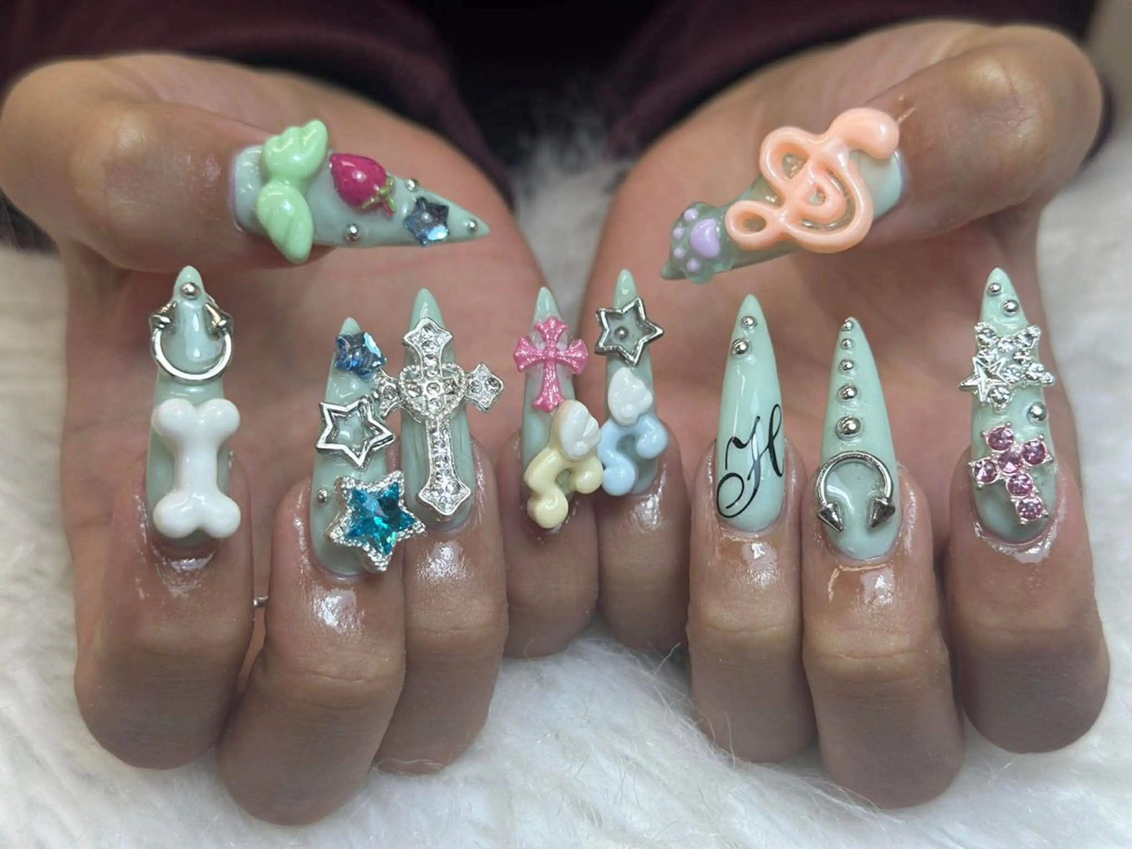 ネイル フレンチネイル ジェルネイル ガーリー 韓国ネイル ロングネイル ハンドネイル NieNail Nezukoのネイルデザイン