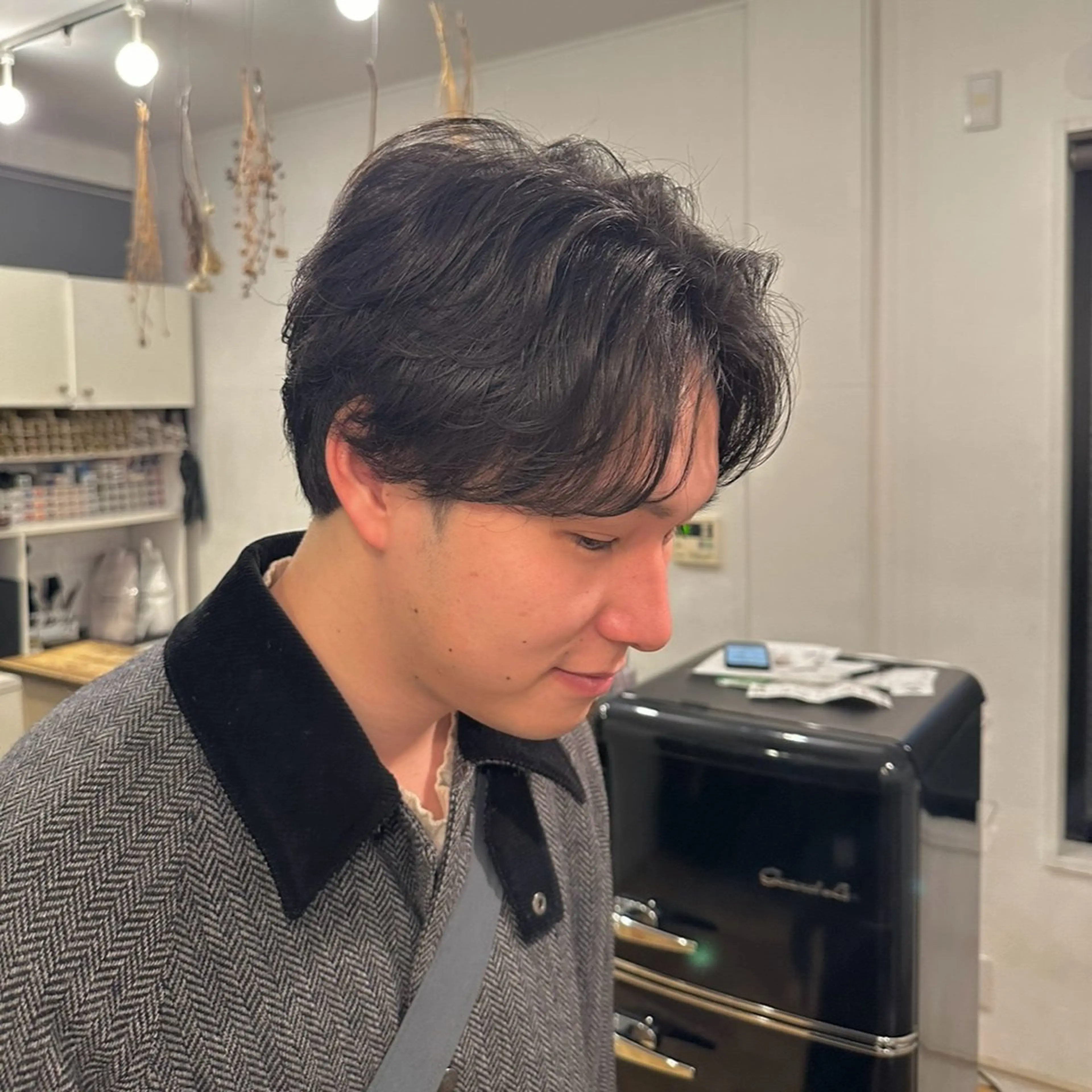 ショート パーマ メンズ ビジネス センターパート フェザーパーマ メンズ就活ヘア メンズパーマ カット パーマ トリートメント 【メンズヘア】 原宿/Kasumiのヘアスタイル