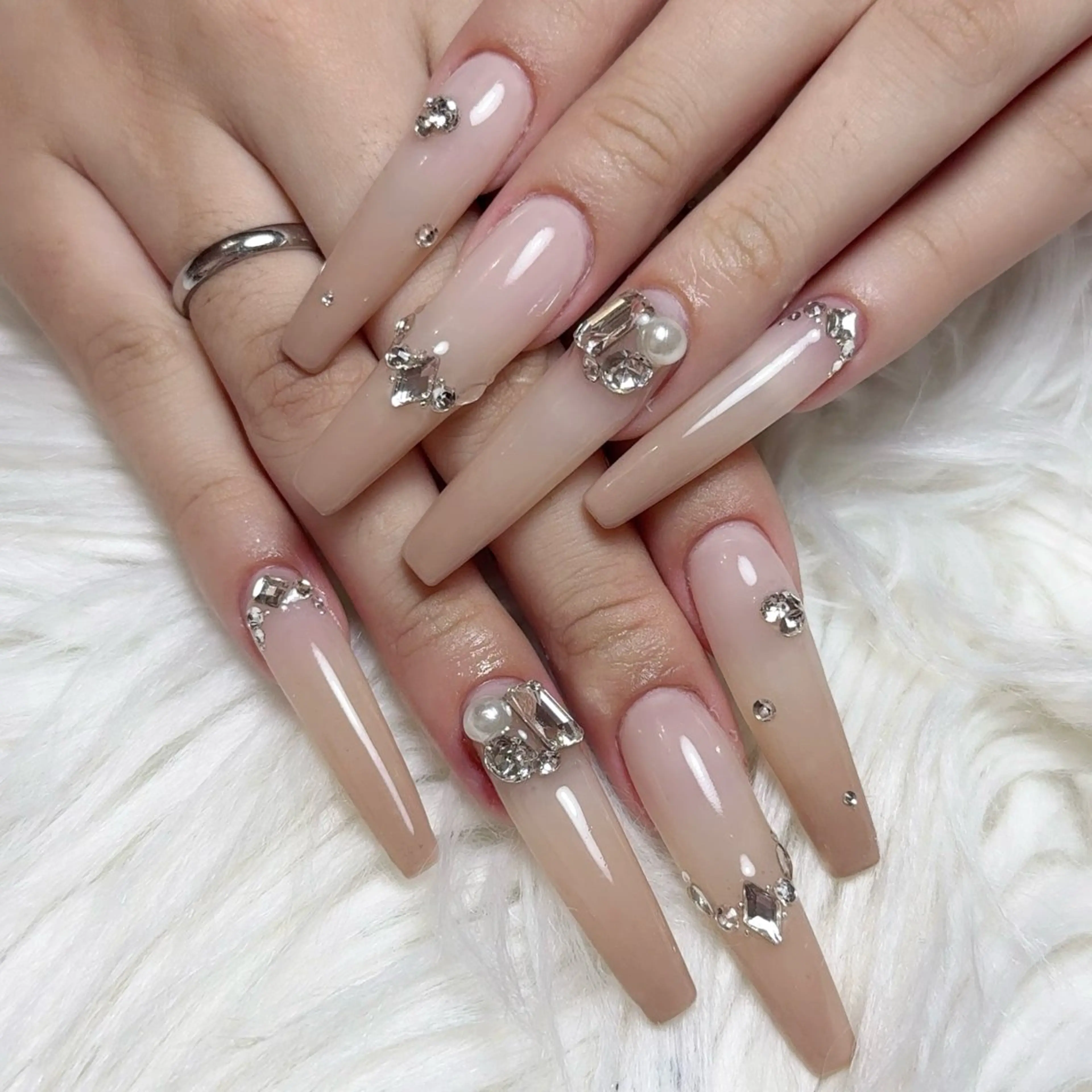 ネイル Nail salon EM（エム）諸星のネイルデザイン