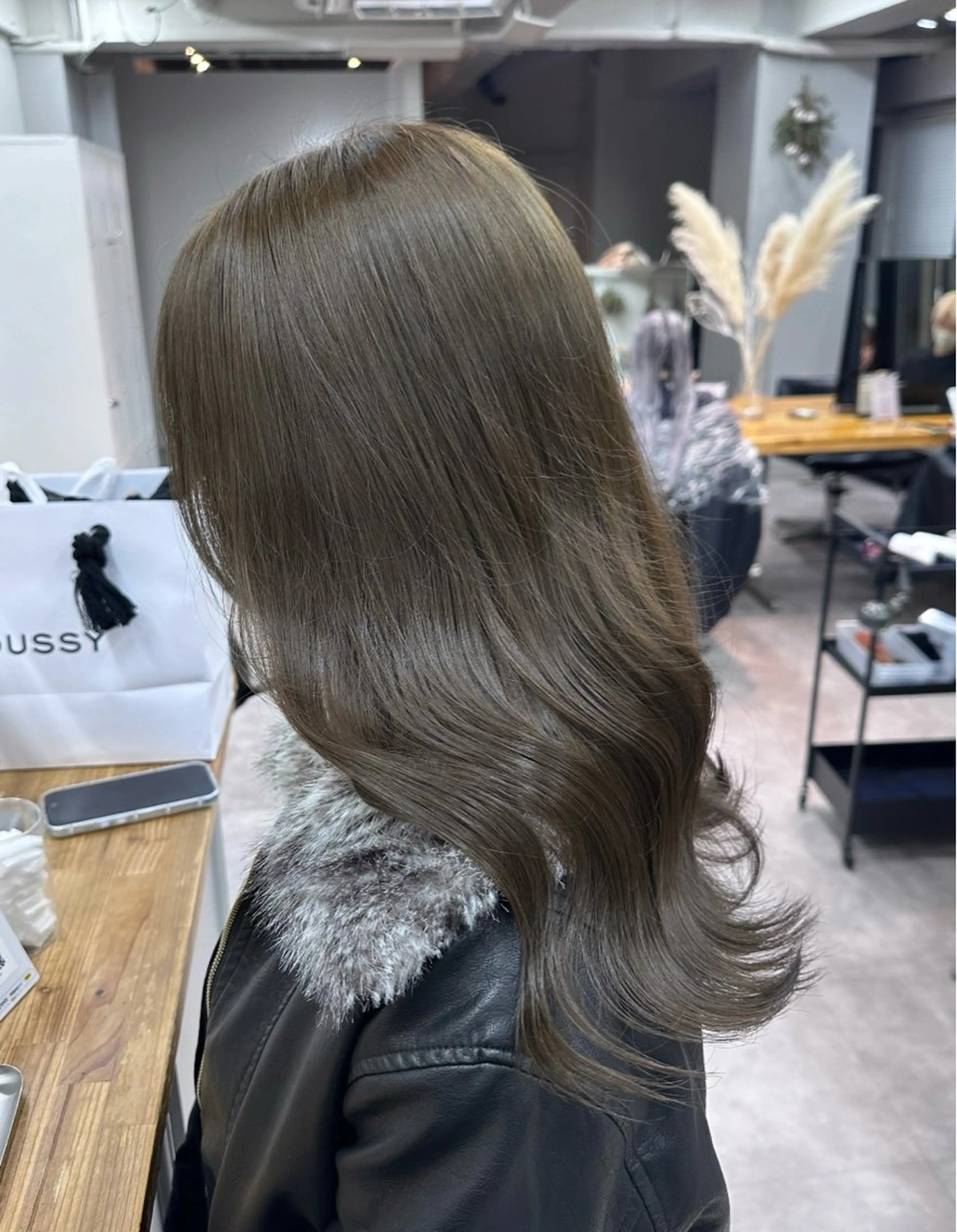 ロング 🧸🍯ダブルカラー モデルmio🍯🧸のヘアスタイル