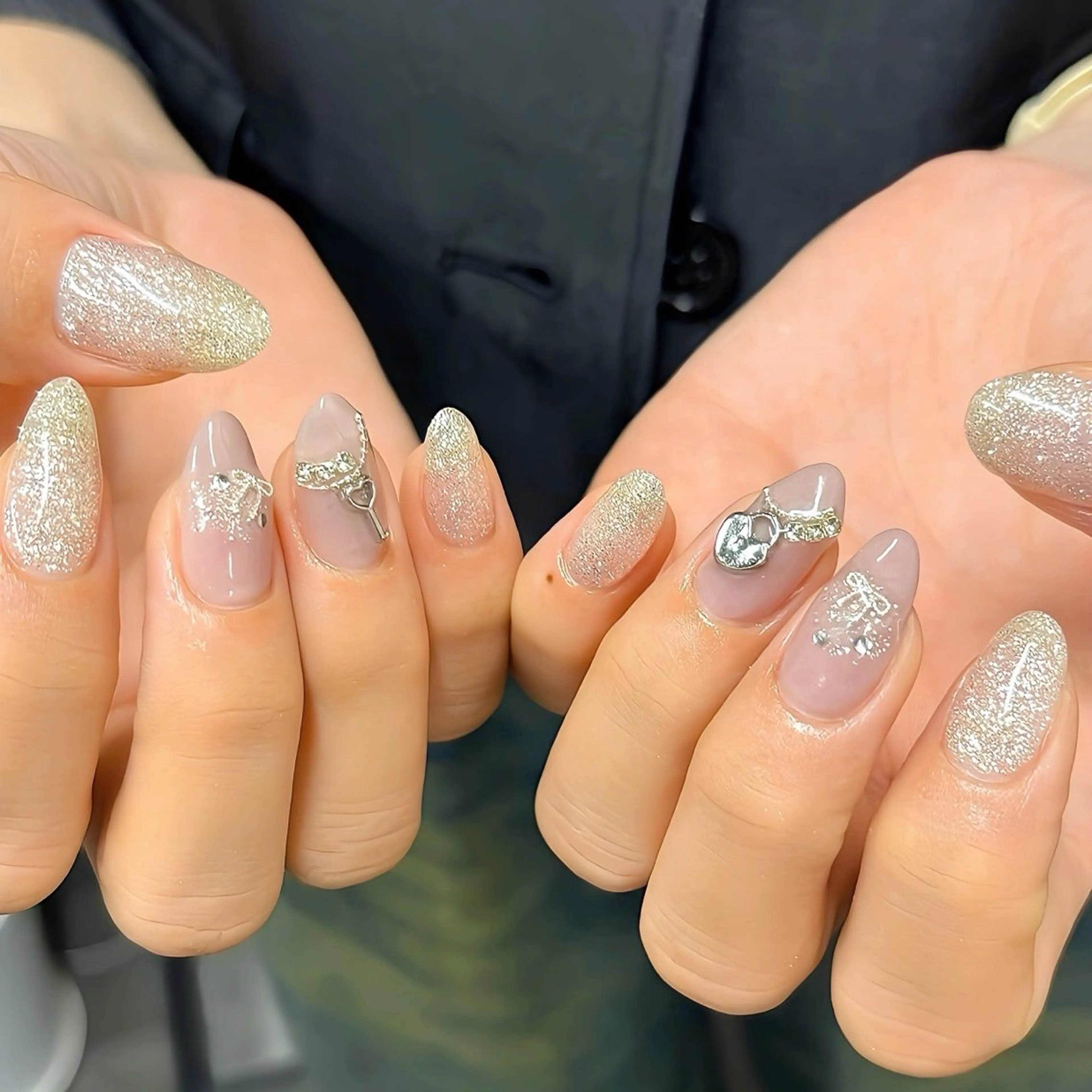 ネイル ジュエル.《ネイル》 モデル募集中のネイルデザイン