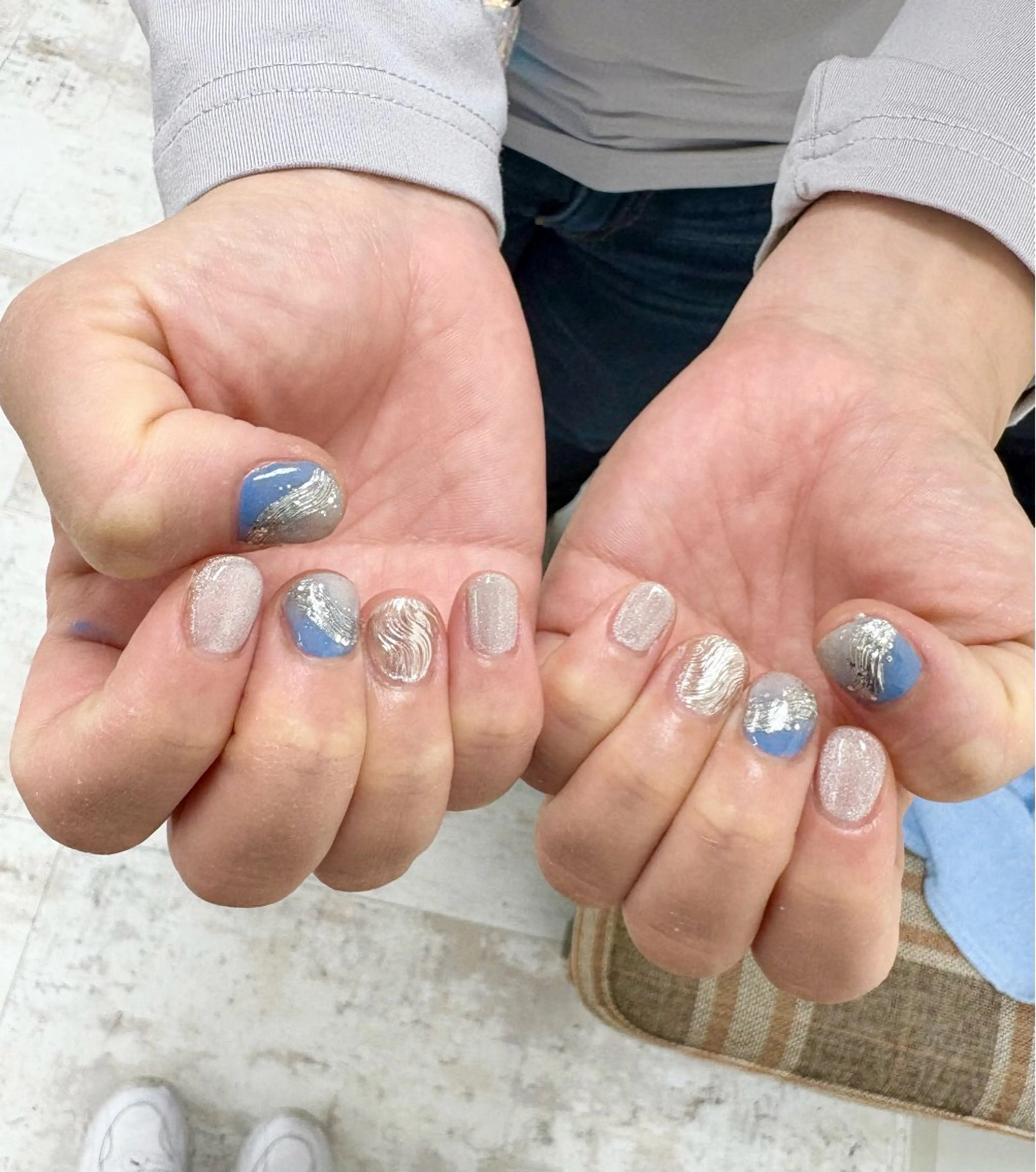 ネイル 吉田 里菜のネイルデザイン